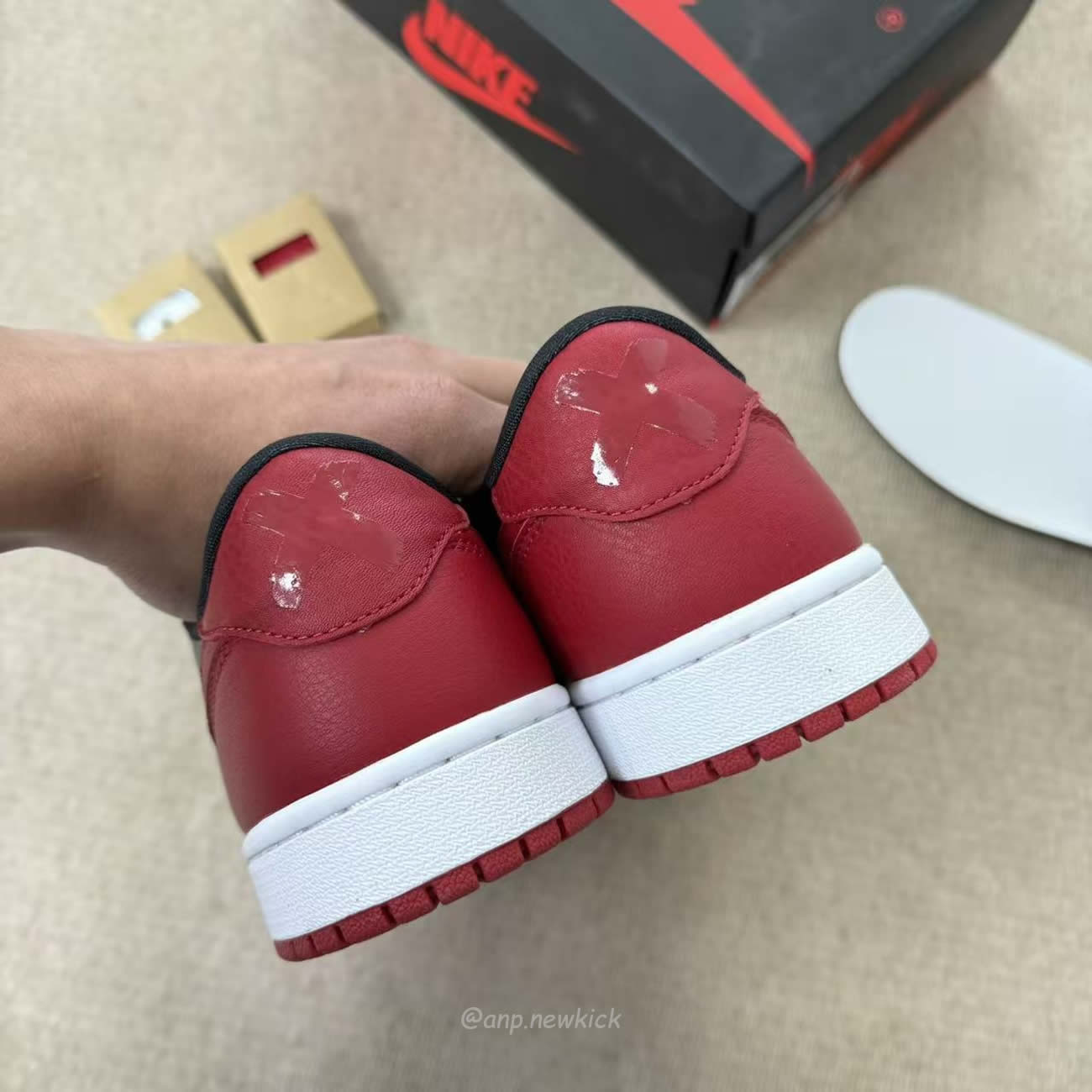 Air Jordan 1 Retro Low Og Banned Iw6276 001 (6) - www.newkick.org