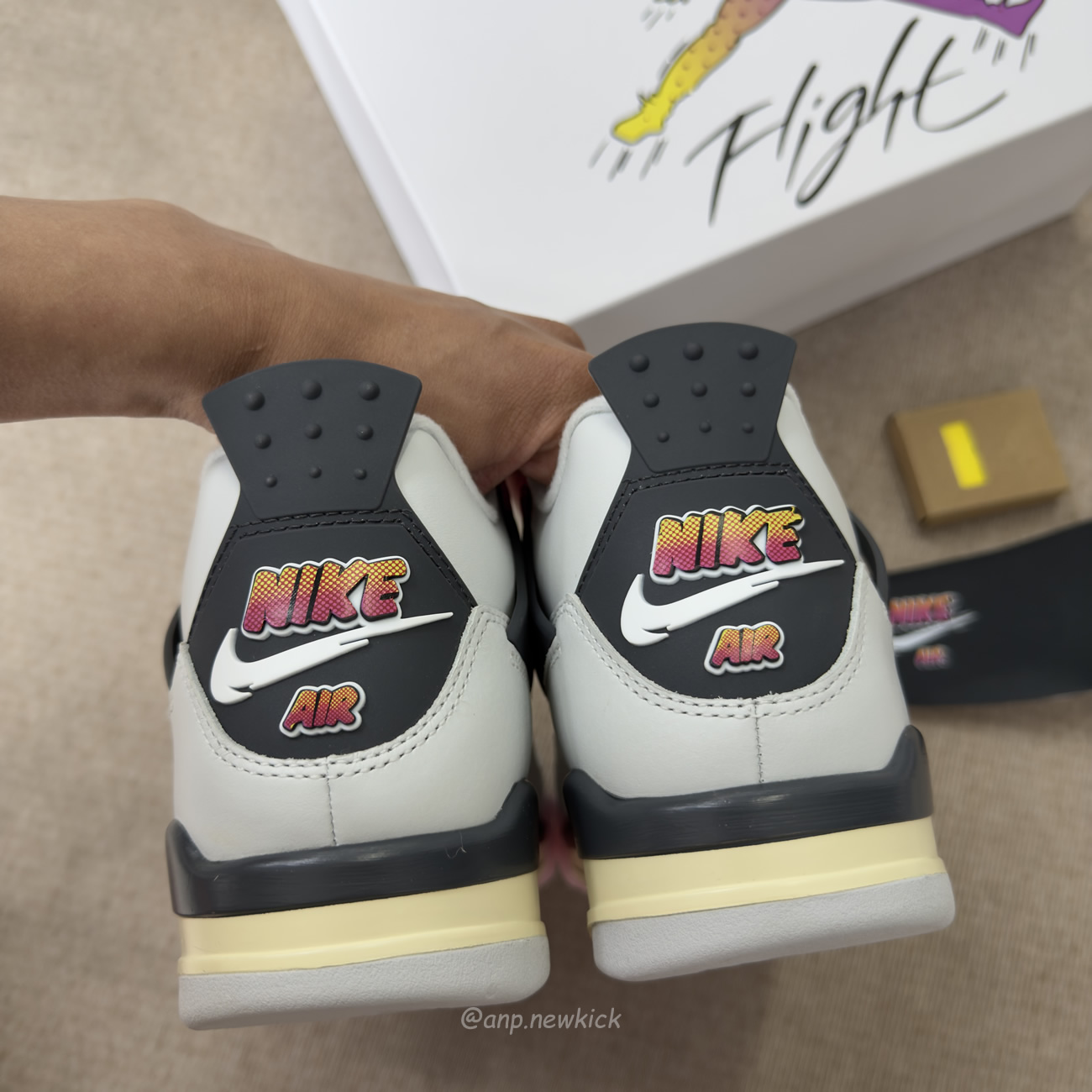 Air Jordan 4 Retro Comic Ja1135 100 (6) - www.newkick.org