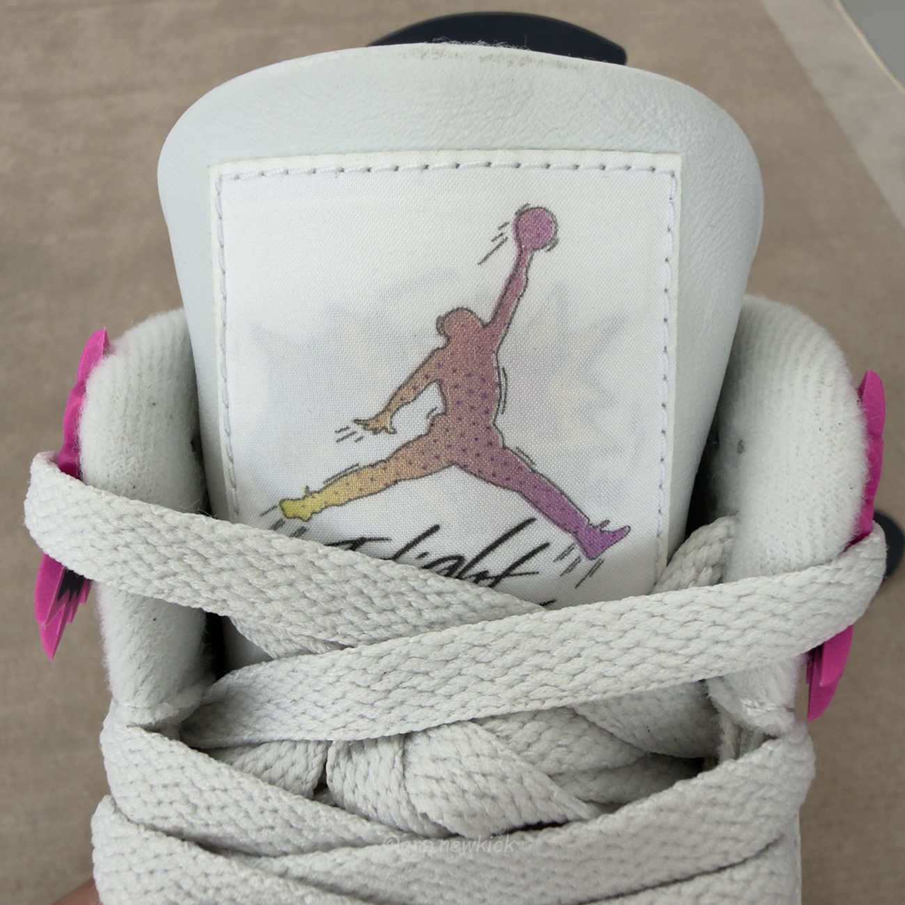 Air Jordan 4 Retro Comic Ja1135 100 (9) - www.newkick.org