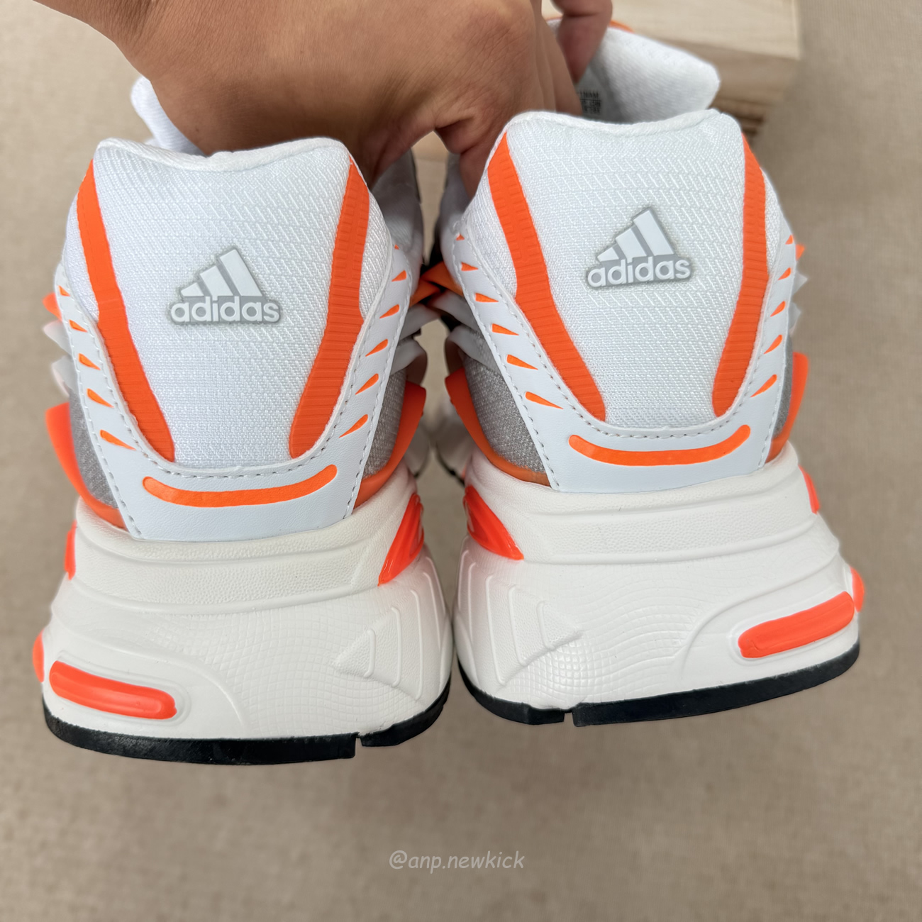 Adidas Adistar Jellyfish Pharrell Williams Focus Olive Orange Jp9261 (7) - www.newkick.org