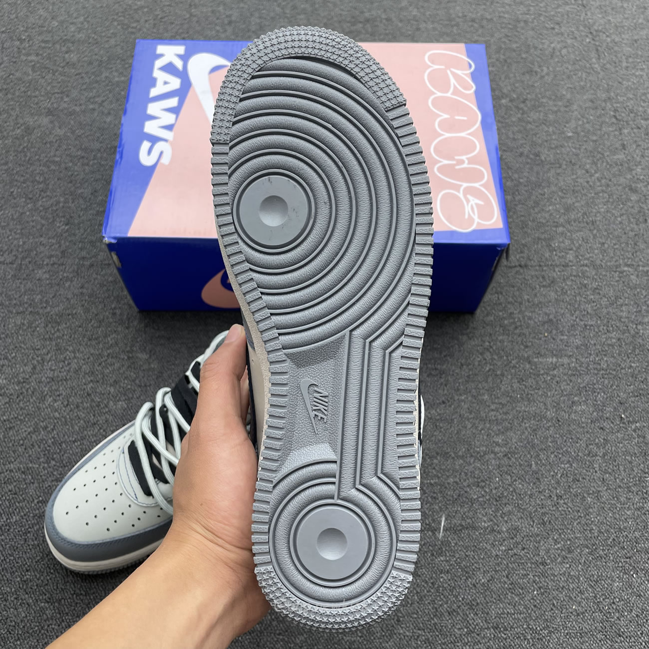 Nike Kaws X Air Force 1 Low Grey Royal Ks6869 333 (7) - www.newkick.org
