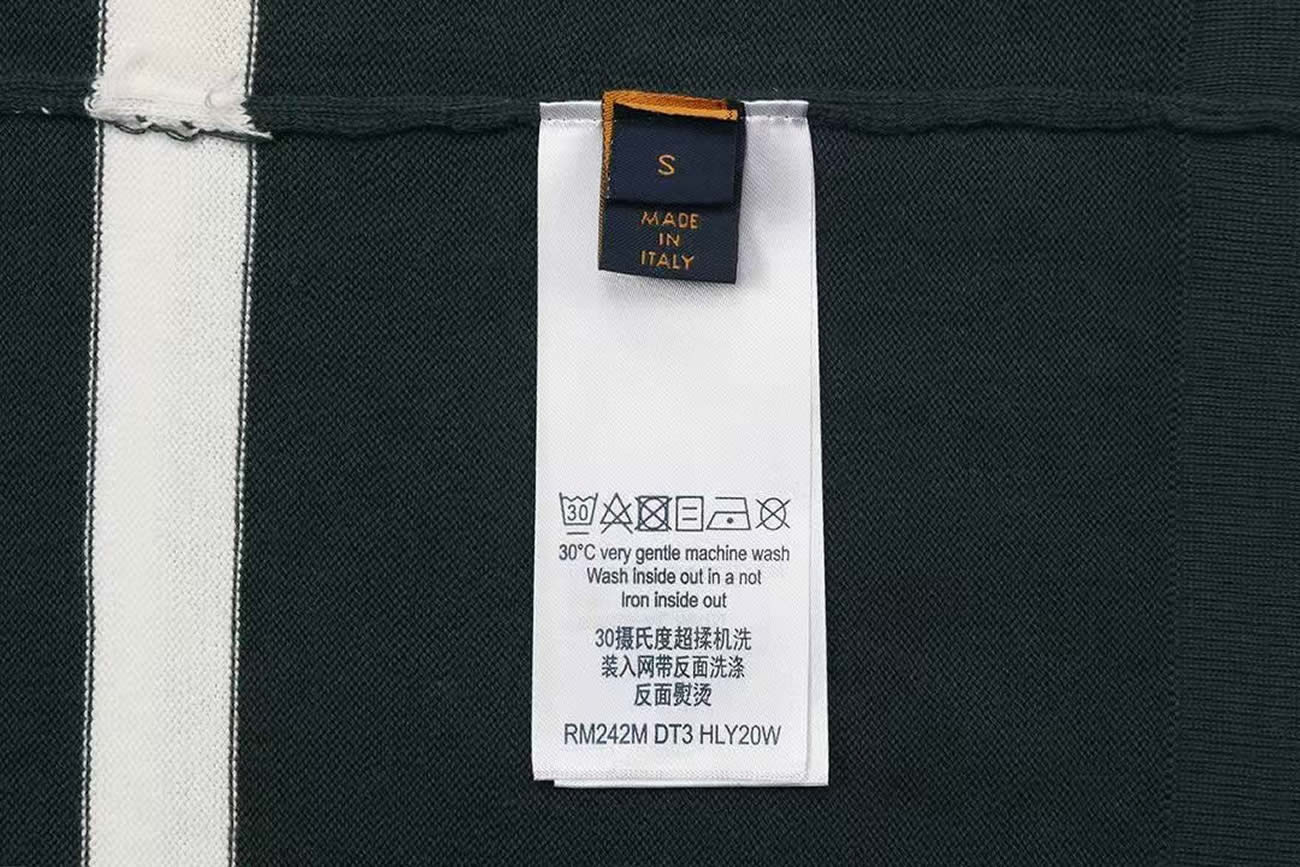 Louis Vuitton Green Polo T Shirt With White Embroidered (4) - www.newkick.org Louis Vuitton Green Polo T Shirt With White Embroidered (4) - www.newkick.org