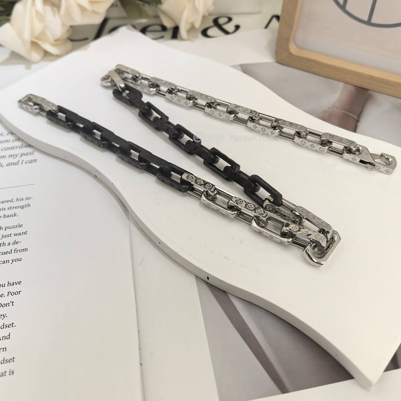 Louis Vuitton Monogram Chain Necklace M00677 (11) - www.newkick.org