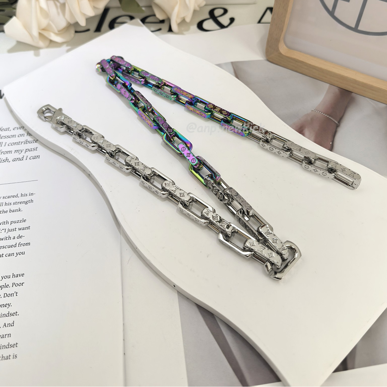 Louis Vuitton Monogram Chain Necklace M00677 (12) - www.newkick.org