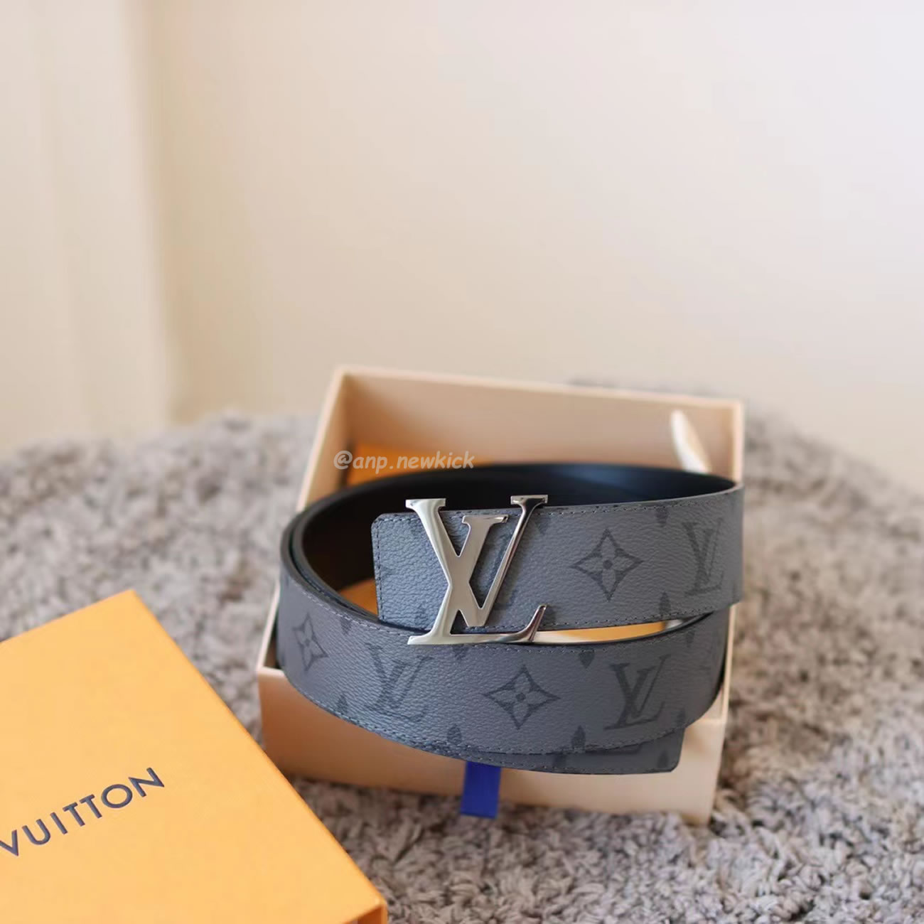 Louis Vuitton Reversible Belt Initiales Monogram Eclipse Reverse 40mm Gray M0285t (4) - www.newkick.org