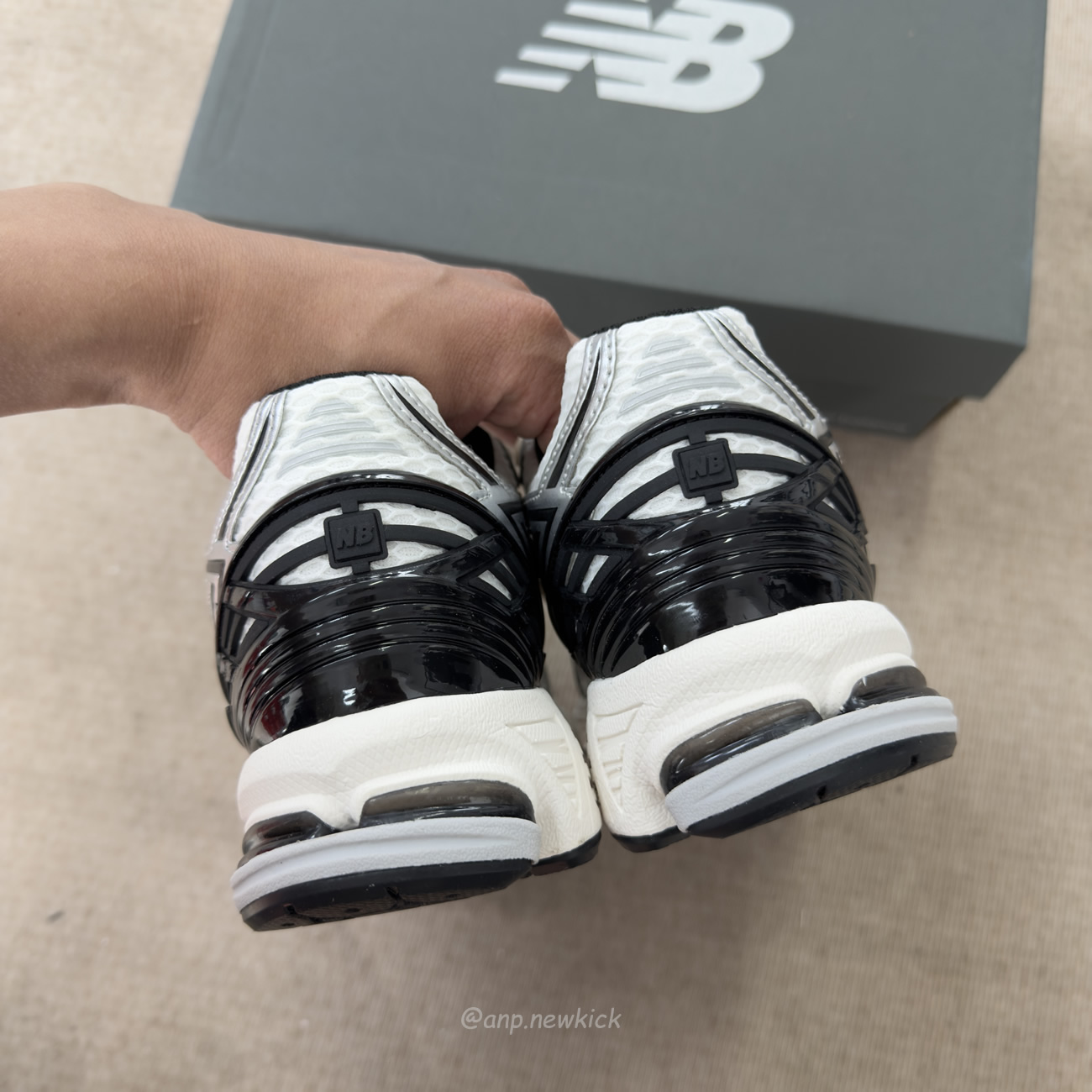 New Balance 1906r Silver Black M1906rer (9) - www.newkick.org