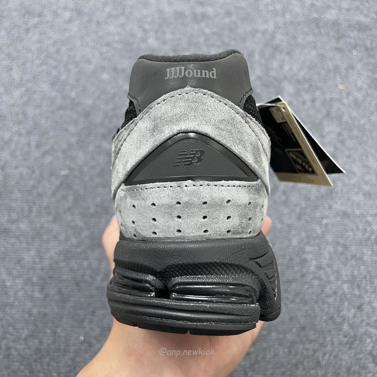 New Balance 2002r Gore Tex Jjjjound Charcoal M2002rxz (7) - www.newkick.org New Balance 2002r Gore Tex Jjjjound Charcoal M2002rxz (7) - www.newkick.org