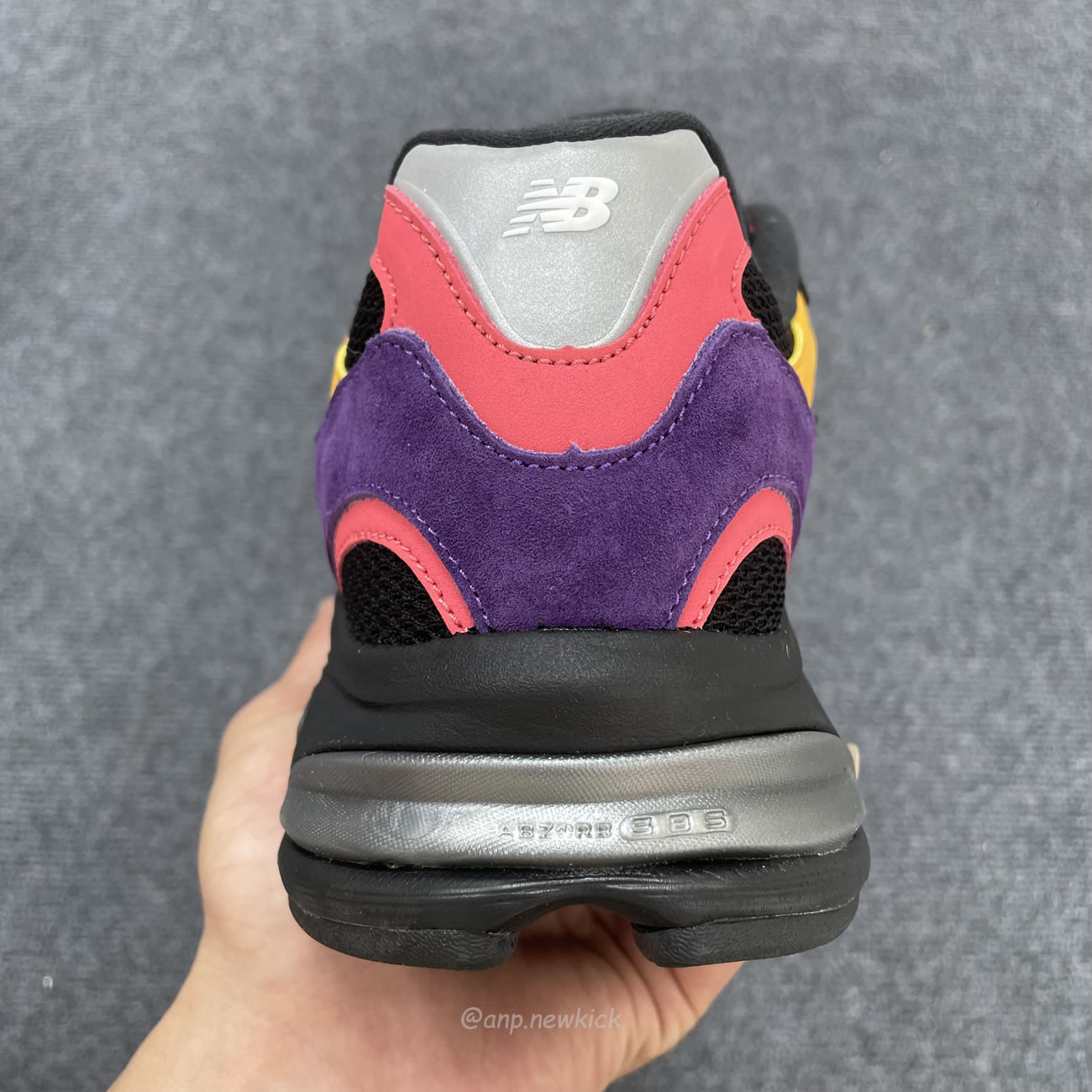 New Balance 2010 Kith Black Multi U2010ktf M2010nd (4) - www.newkick.org