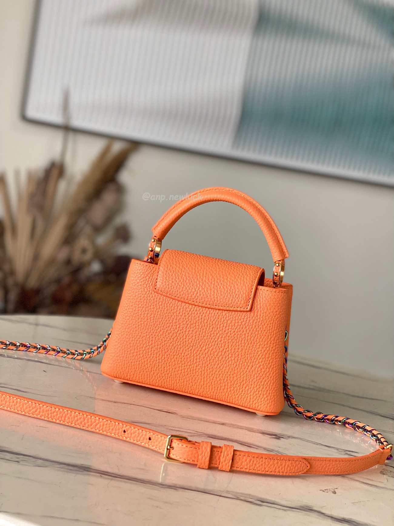 Louis Vuitton Capucines Mini M22606 (2) - www.newkick.org