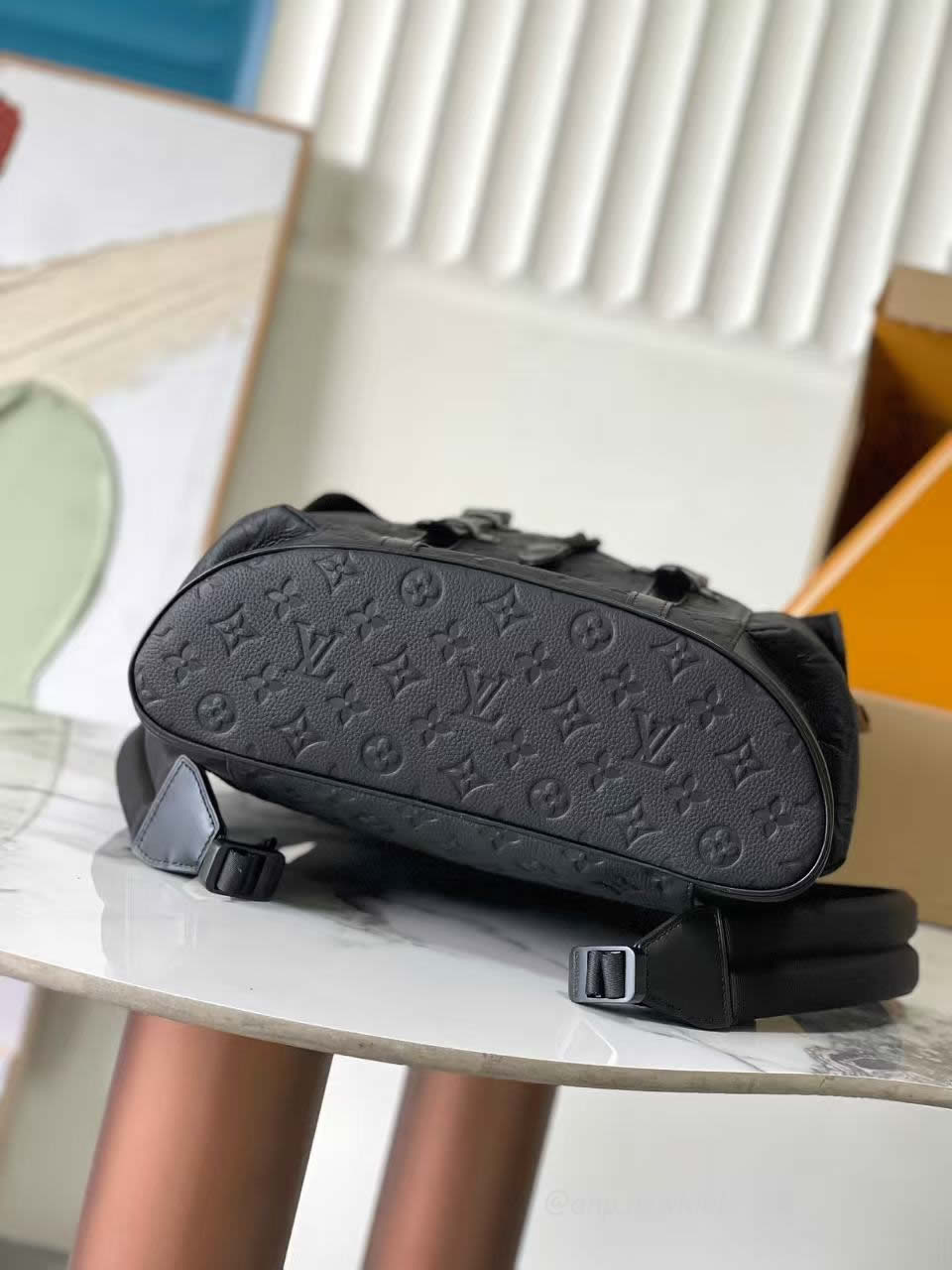 Louis Vuitton Lv Christopher Mm Monogram Taurillon Leather Lg   G90 M55699 (5) - www.newkick.org