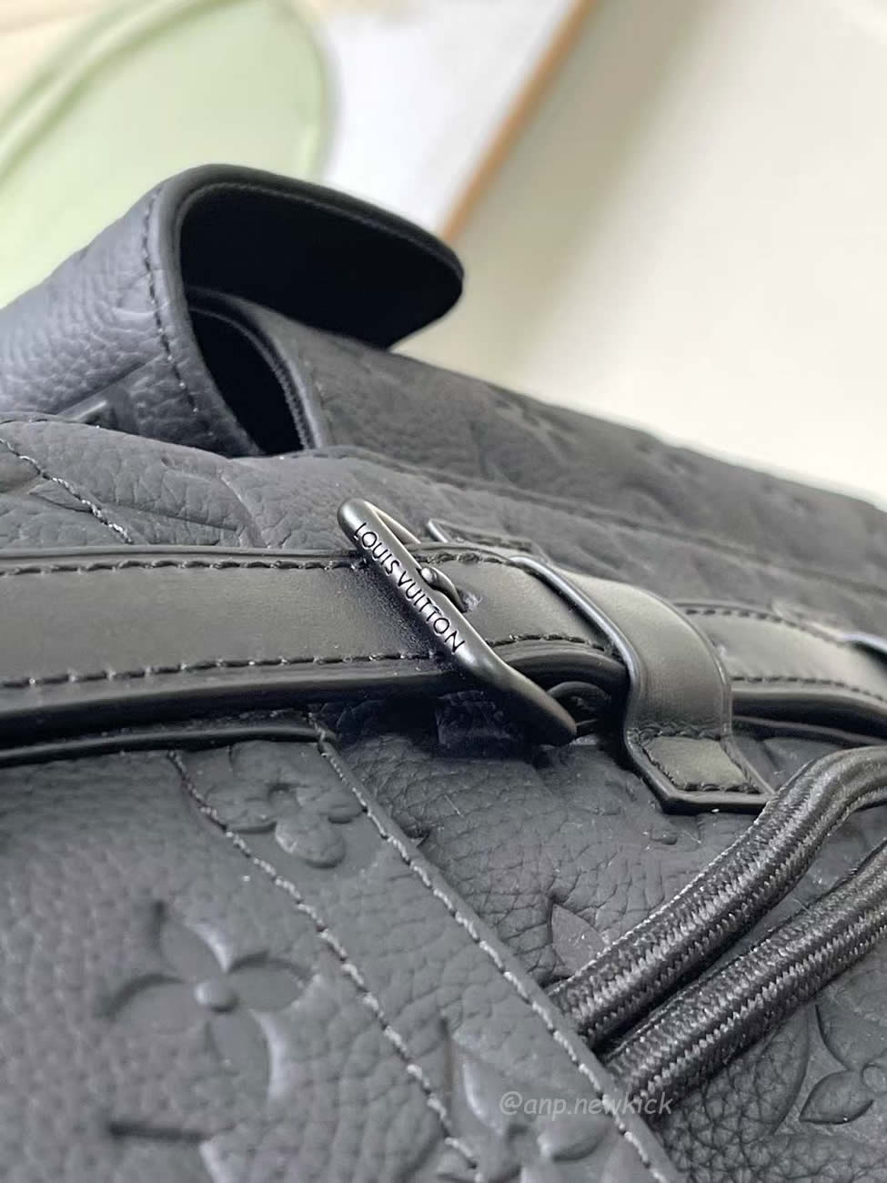 Louis Vuitton Lv Christopher Mm Monogram Taurillon Leather Lg   G90 M55699 (9) - www.newkick.org