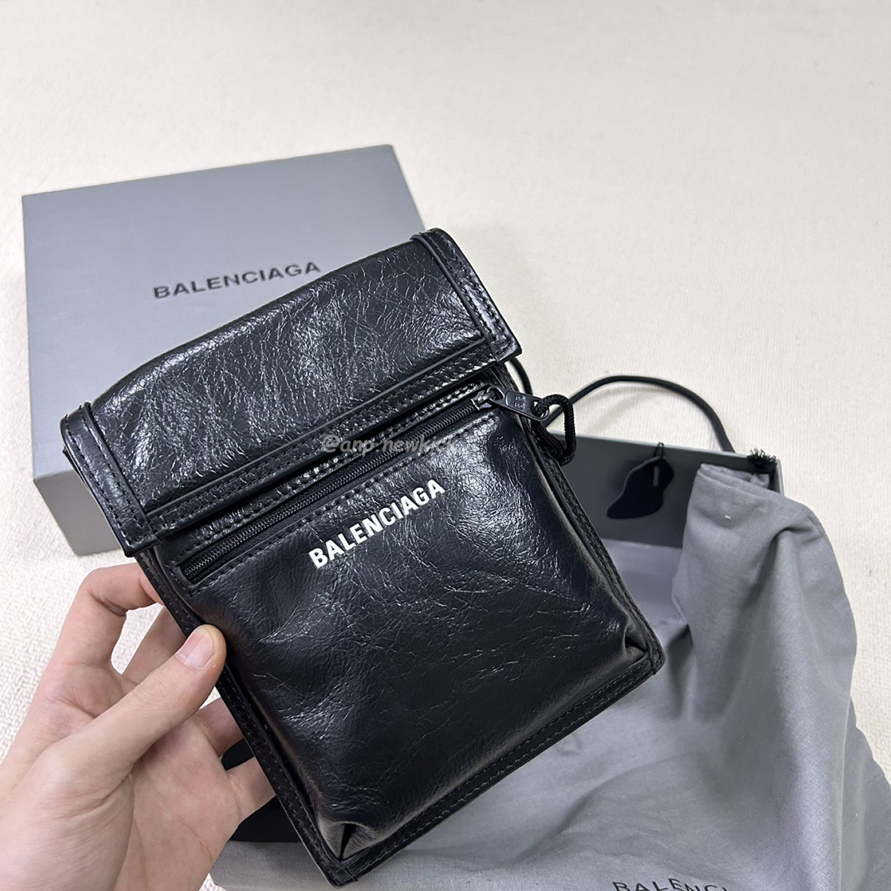 Balenciaga Explorer Arena Cracked Leather Messenger Bag Black (13) - www.newkick.org