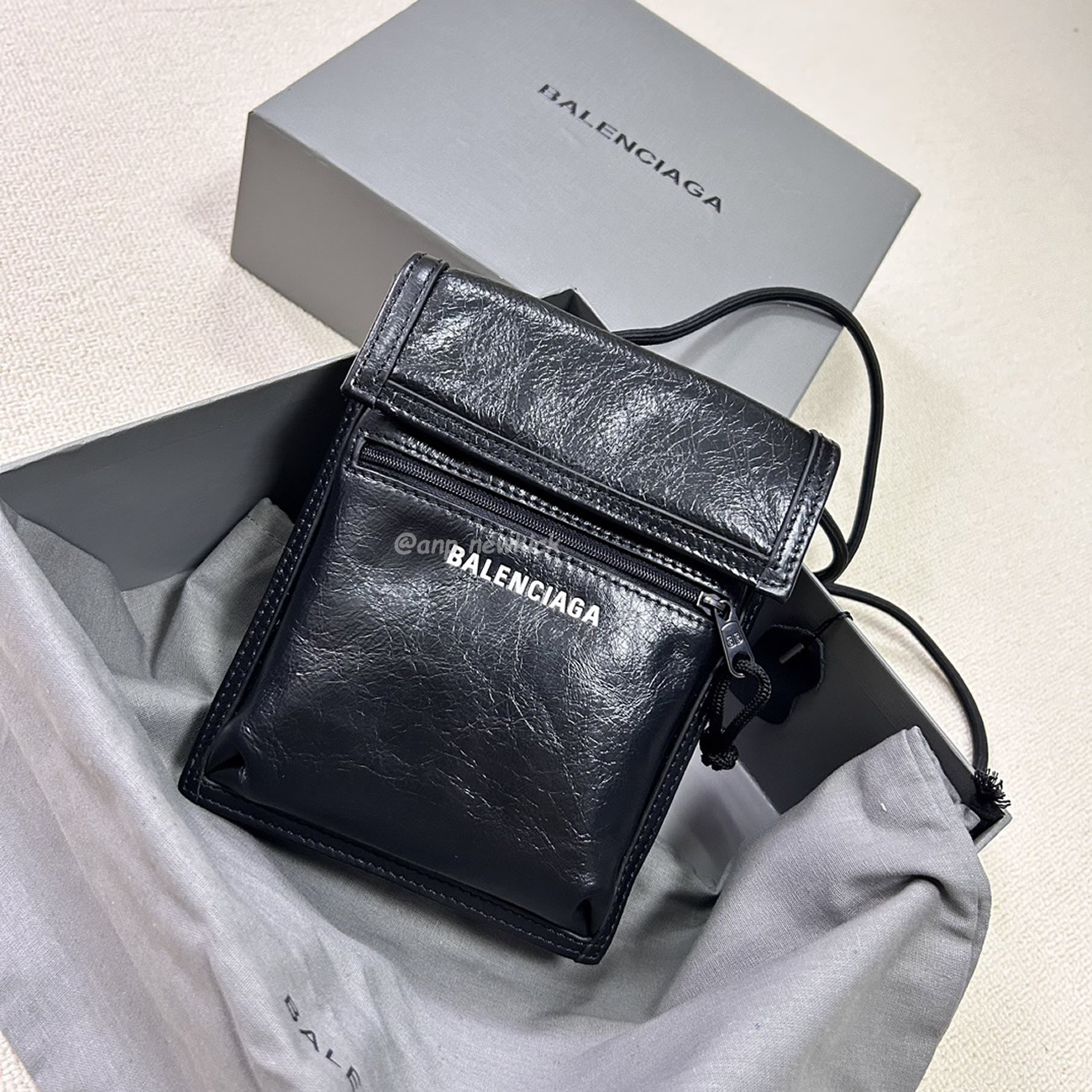 Balenciaga Explorer Arena Cracked Leather Messenger Bag Black (4) - www.newkick.org