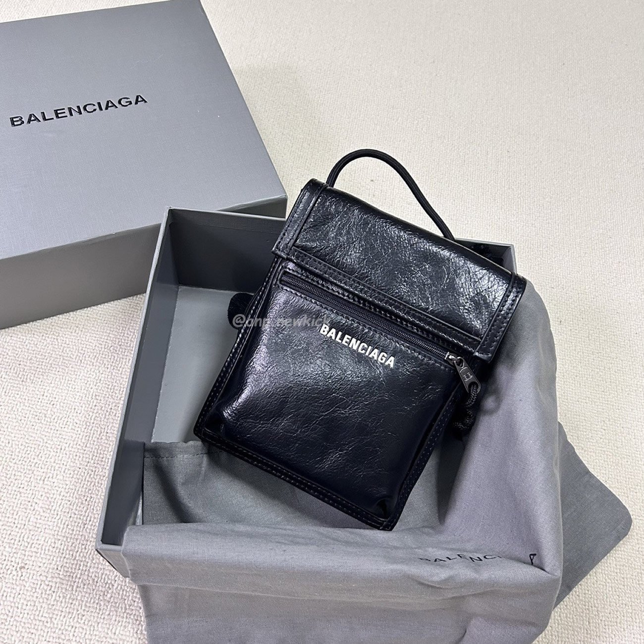Balenciaga Explorer Arena Cracked Leather Messenger Bag Black (8) - www.newkick.org