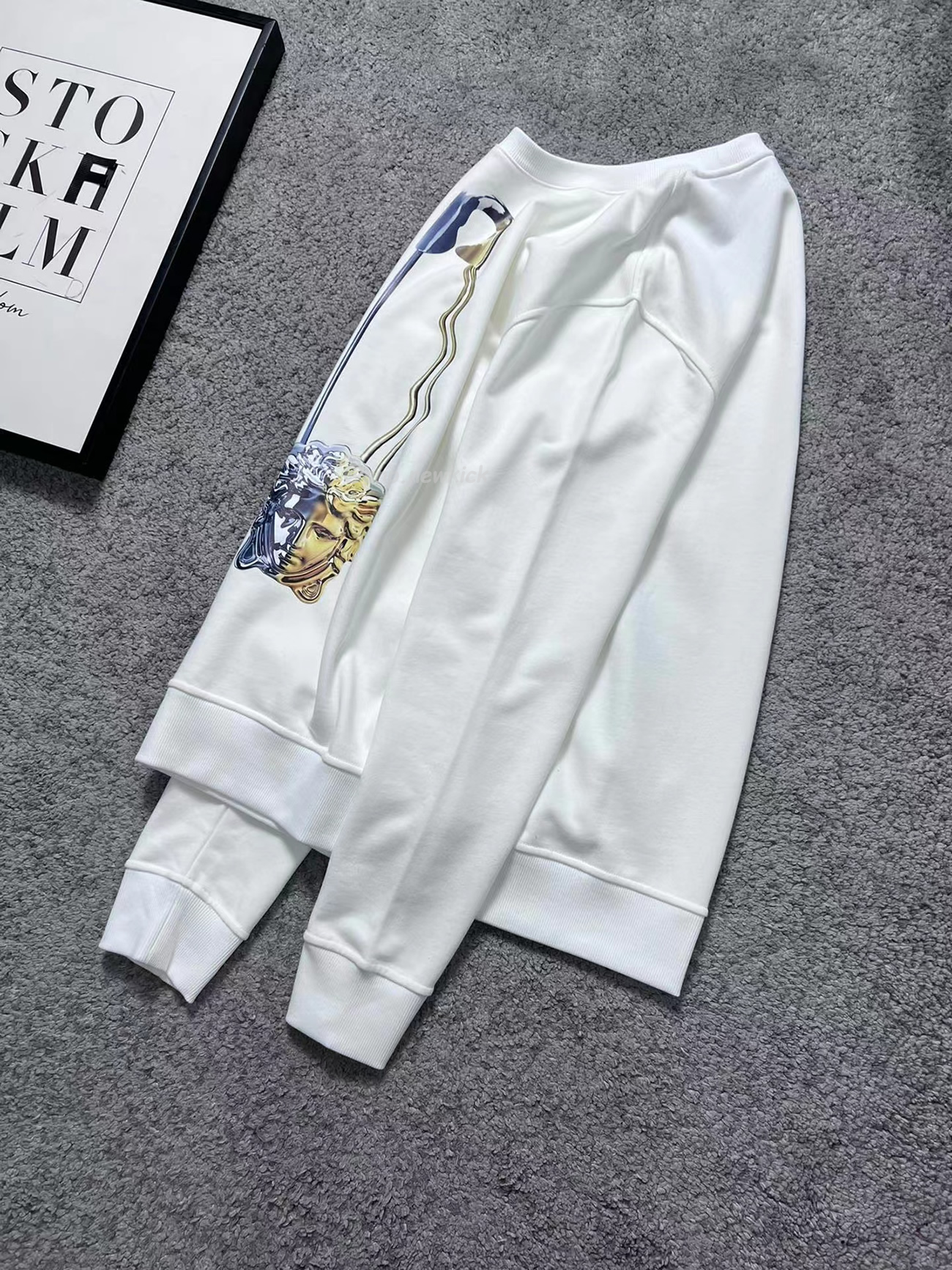 Versace Pattern Medusa Logo Printed Cotton T Shirt (16) - www.newkick.org