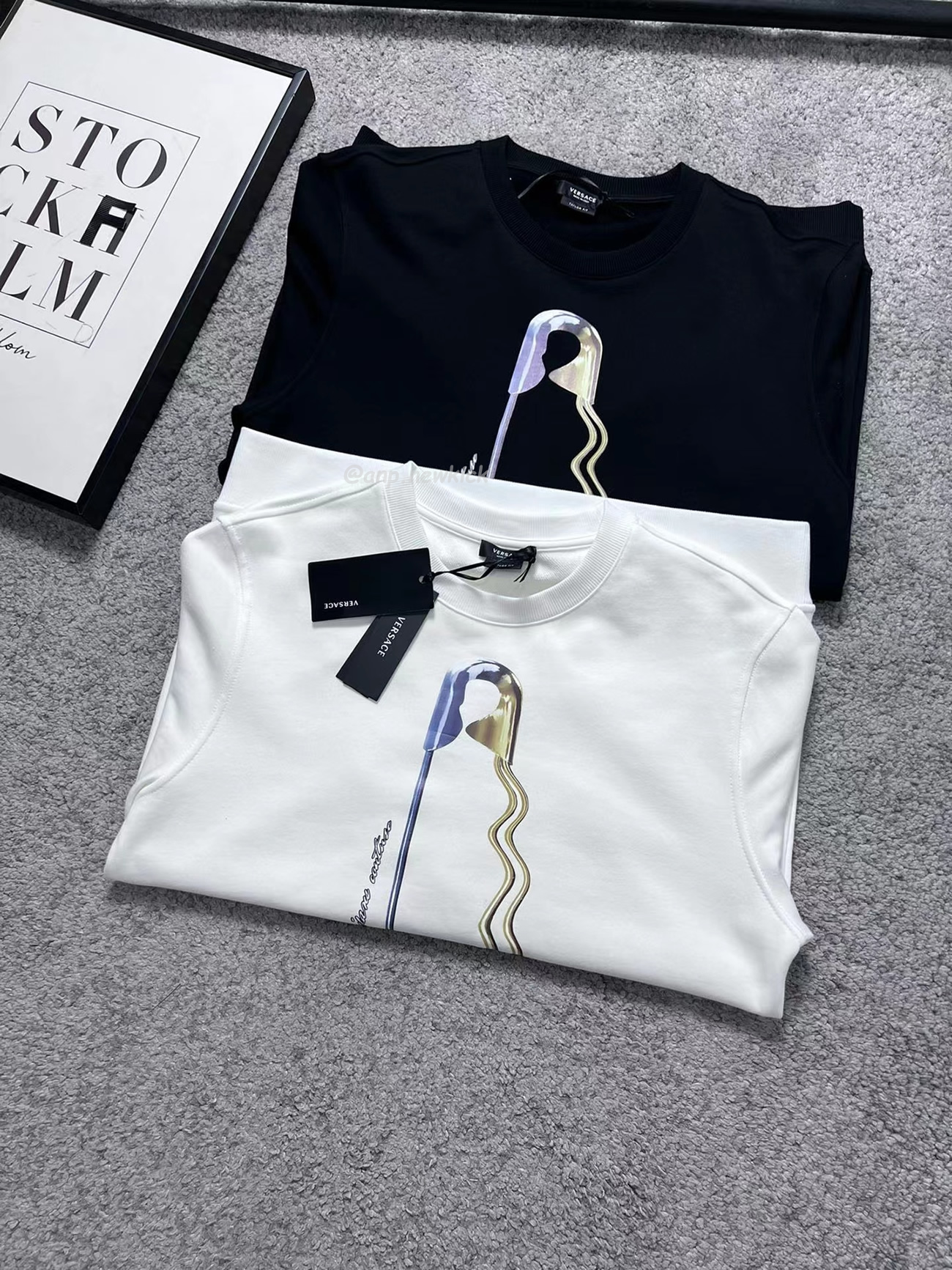 Versace Pattern Medusa Logo Printed Cotton T Shirt (18) - www.newkick.org
