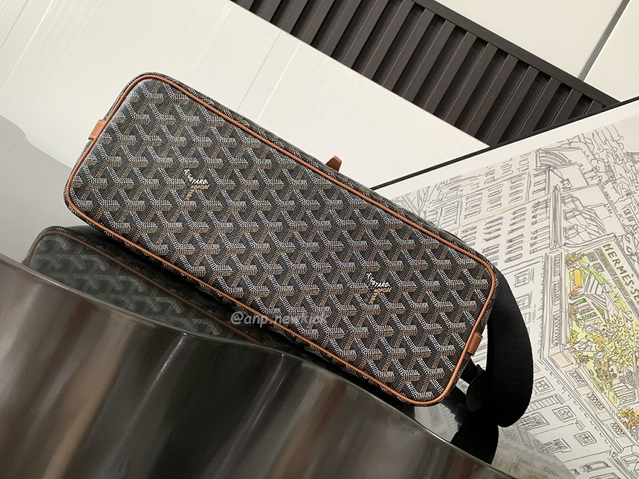 Goyard Capetien Medium Size Messenger Bag (15) - www.newkick.org Goyard Capetien Medium Size Messenger Bag (15) - www.newkick.org