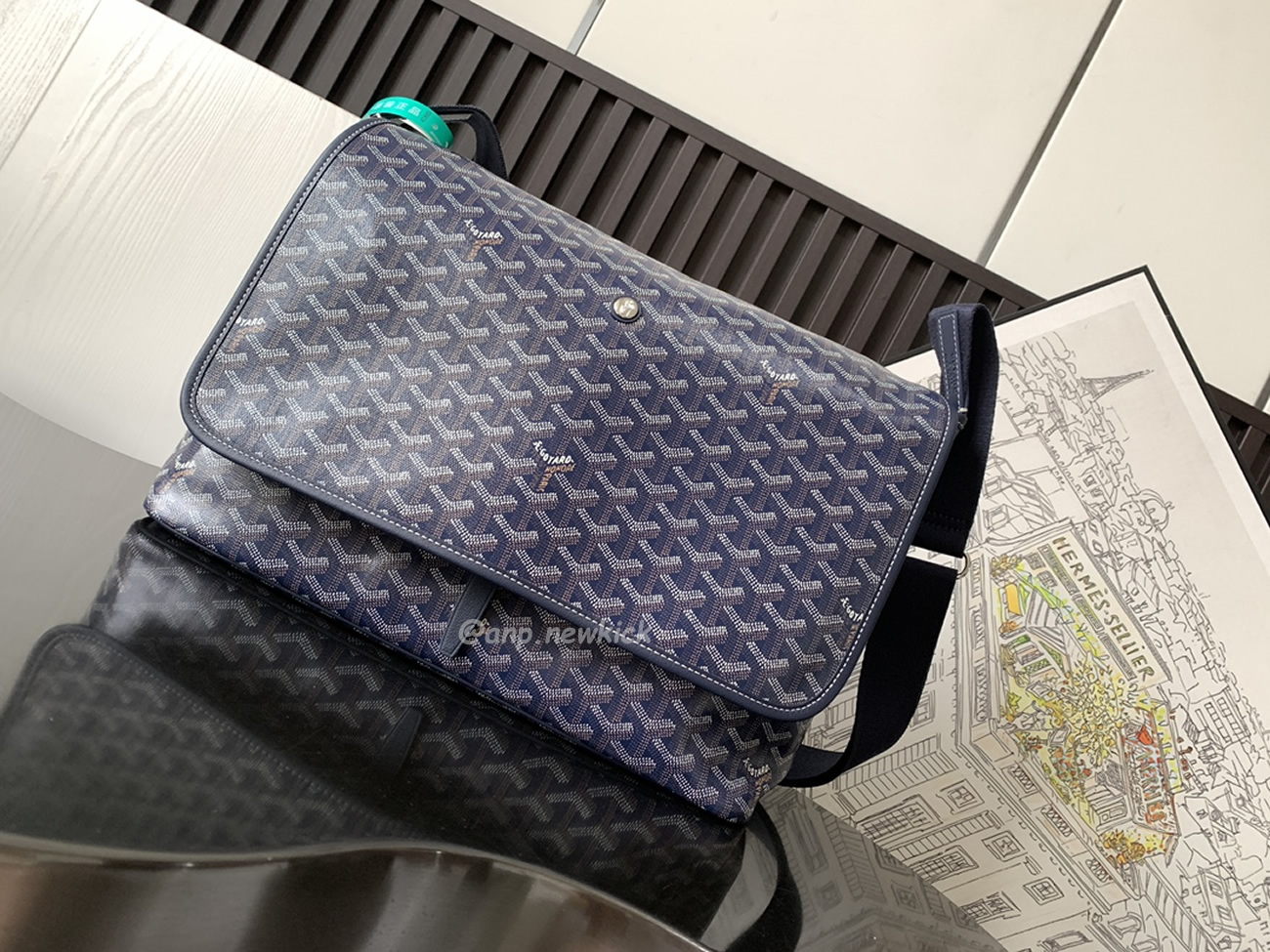 Goyard Capetien Medium Size Messenger Bag (9) - www.newkick.org Goyard Capetien Medium Size Messenger Bag (9) - www.newkick.org