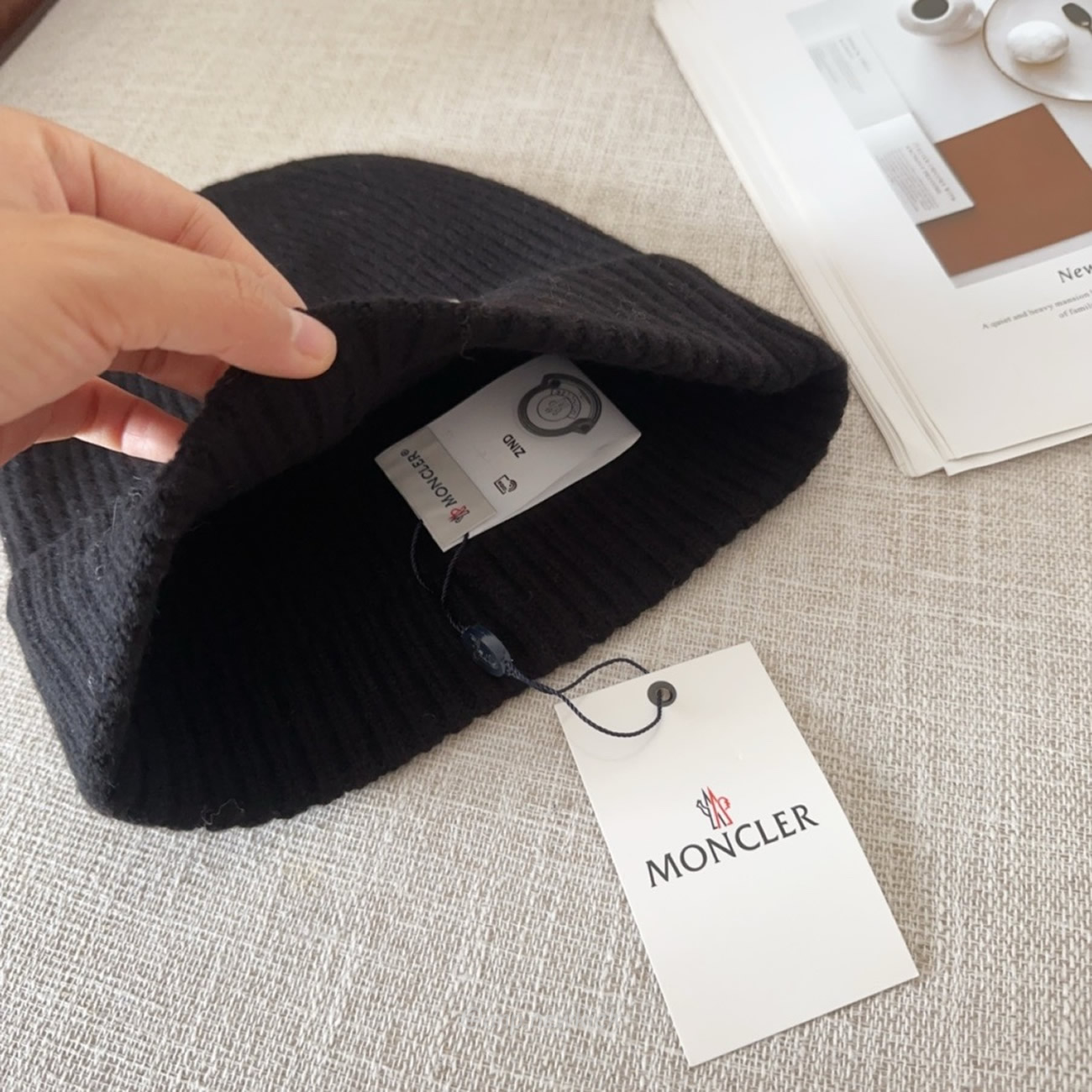 Moncler Logo Patch Beanie Black (5) - www.newkick.org