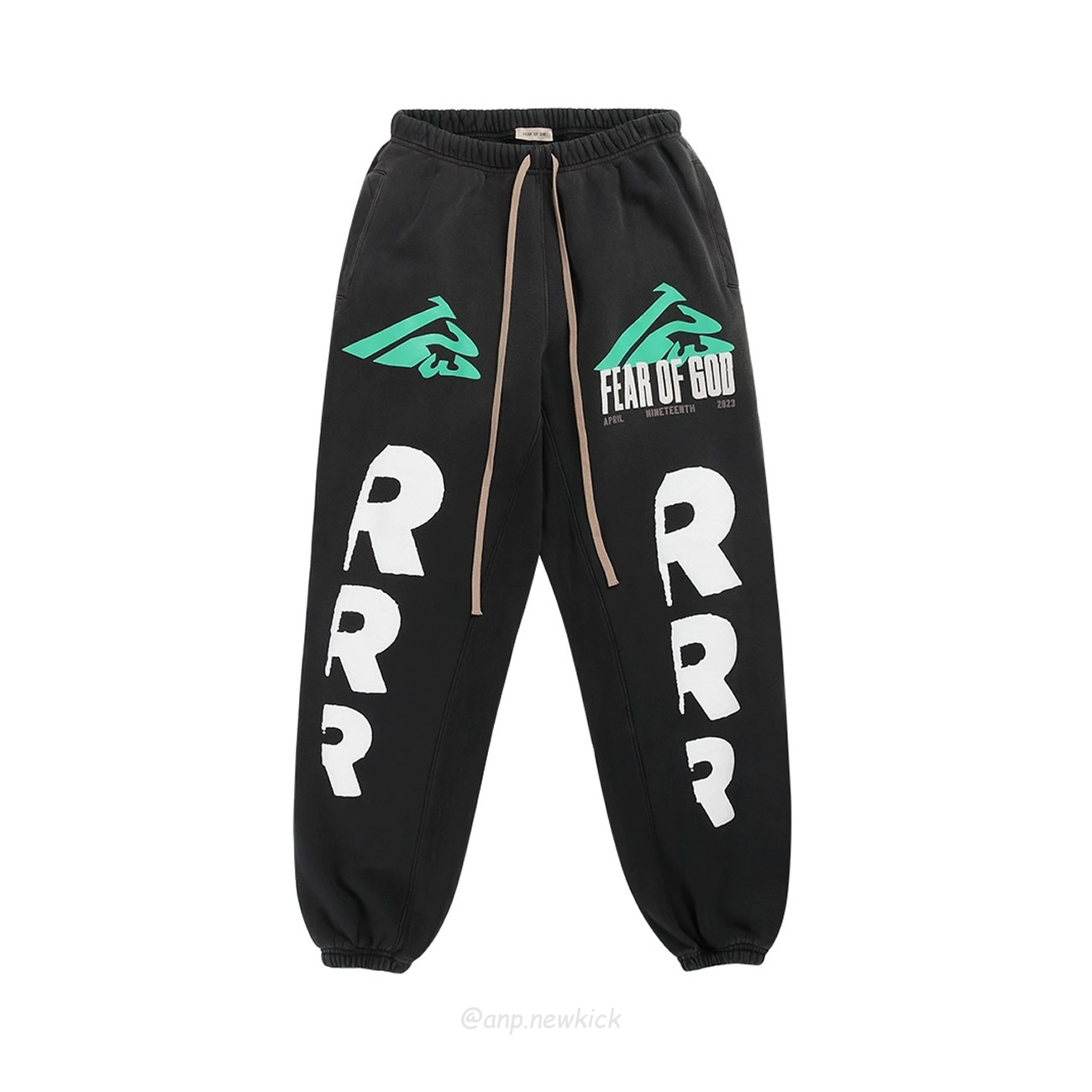 Fear Of God X Rrr123 Mountain Sweatpant (4) - www.newkick.org Fear Of God X Rrr123 Mountain Sweatpant (4) - www.newkick.org
