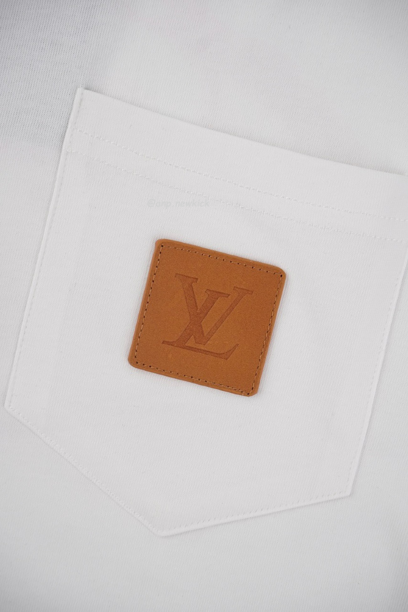 Louis Vuitton 24 Fw Pocket T Shirt (11) - www.newkick.org
