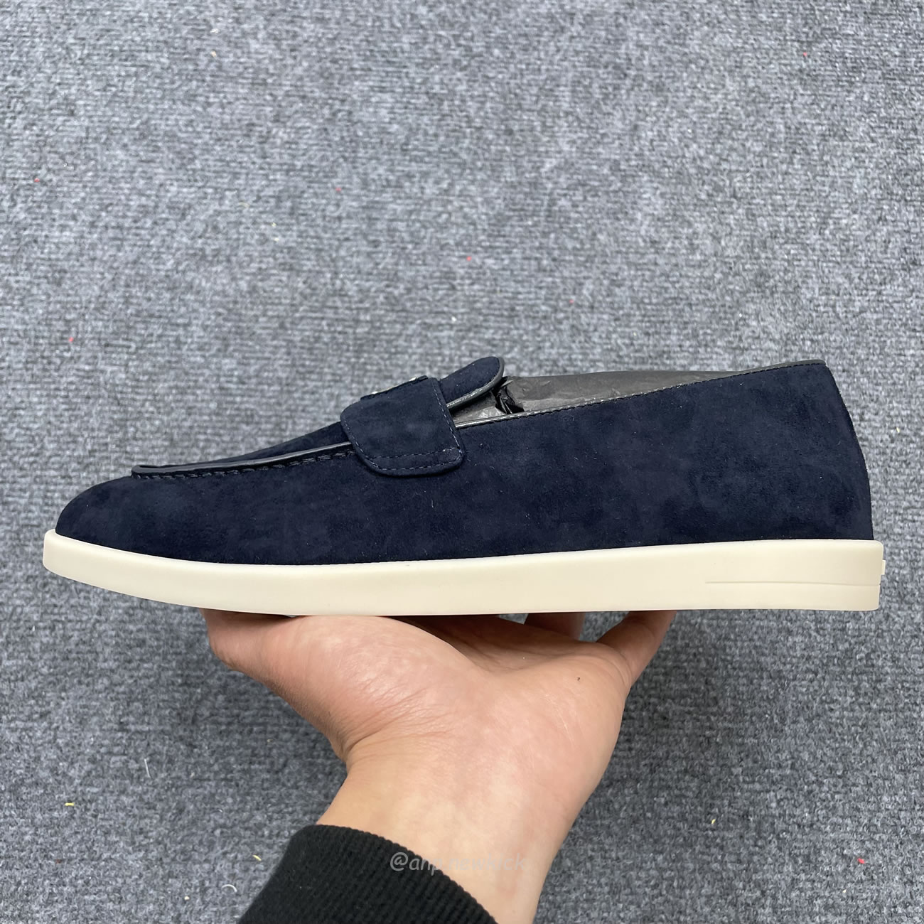 Prada Logo Suede Loafers (3) - www.newkick.org