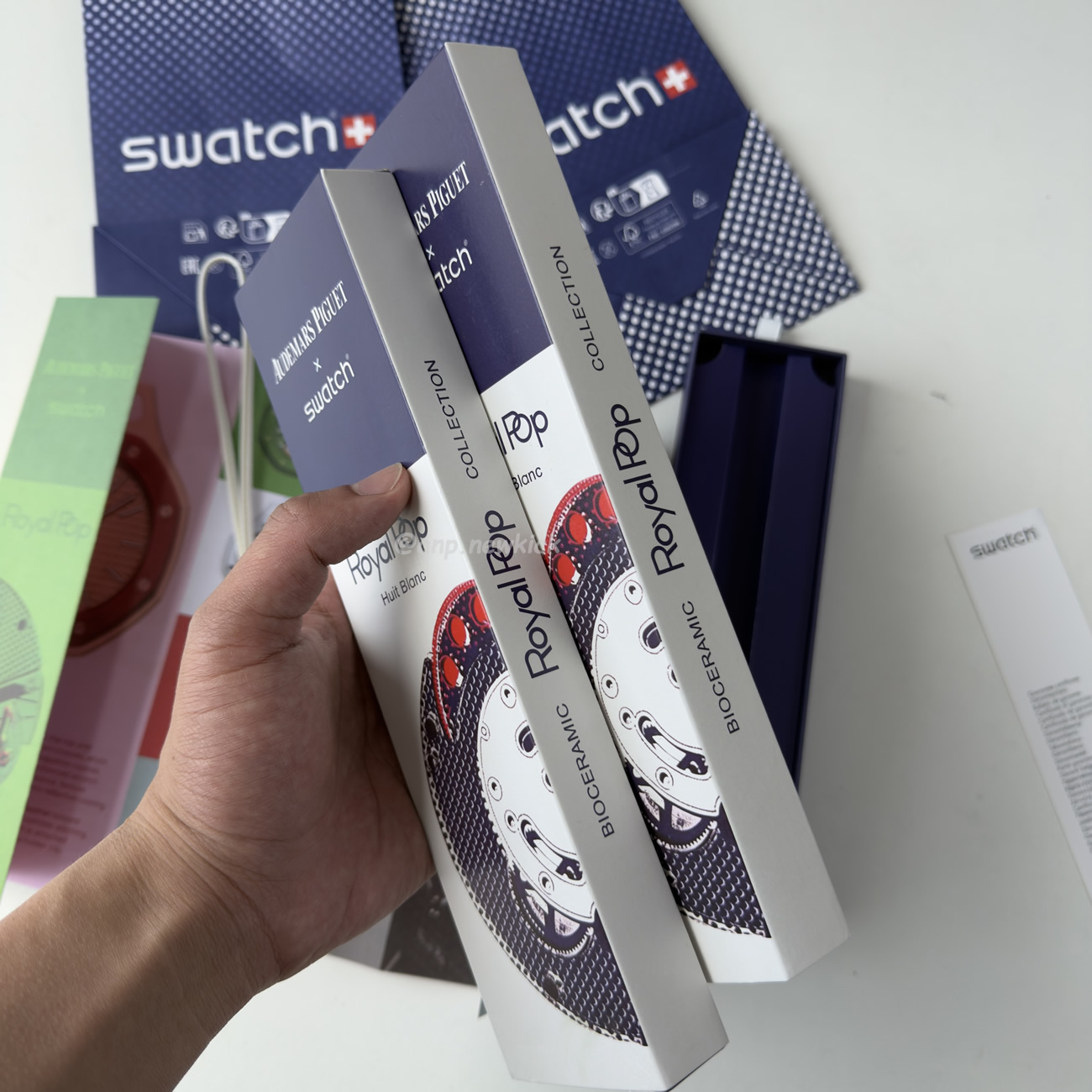 Audemars Piguet X Swatch Royal Pop Collection (4) - www.newkick.org