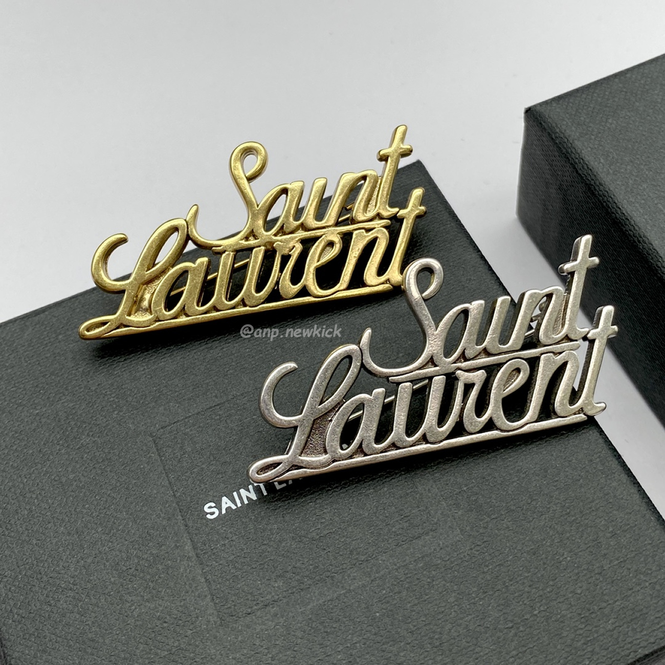 Saint Laurent Paris Saint Laurent Logo Brooch (1) - www.newkick.org