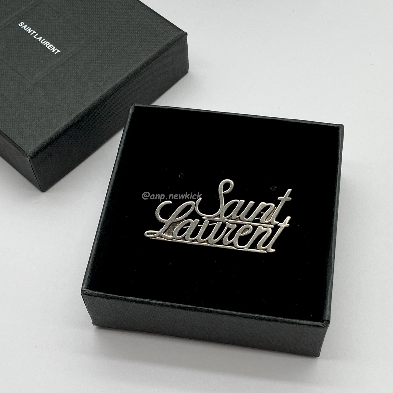 Saint Laurent Paris Saint Laurent Logo Brooch (3) - www.newkick.org
