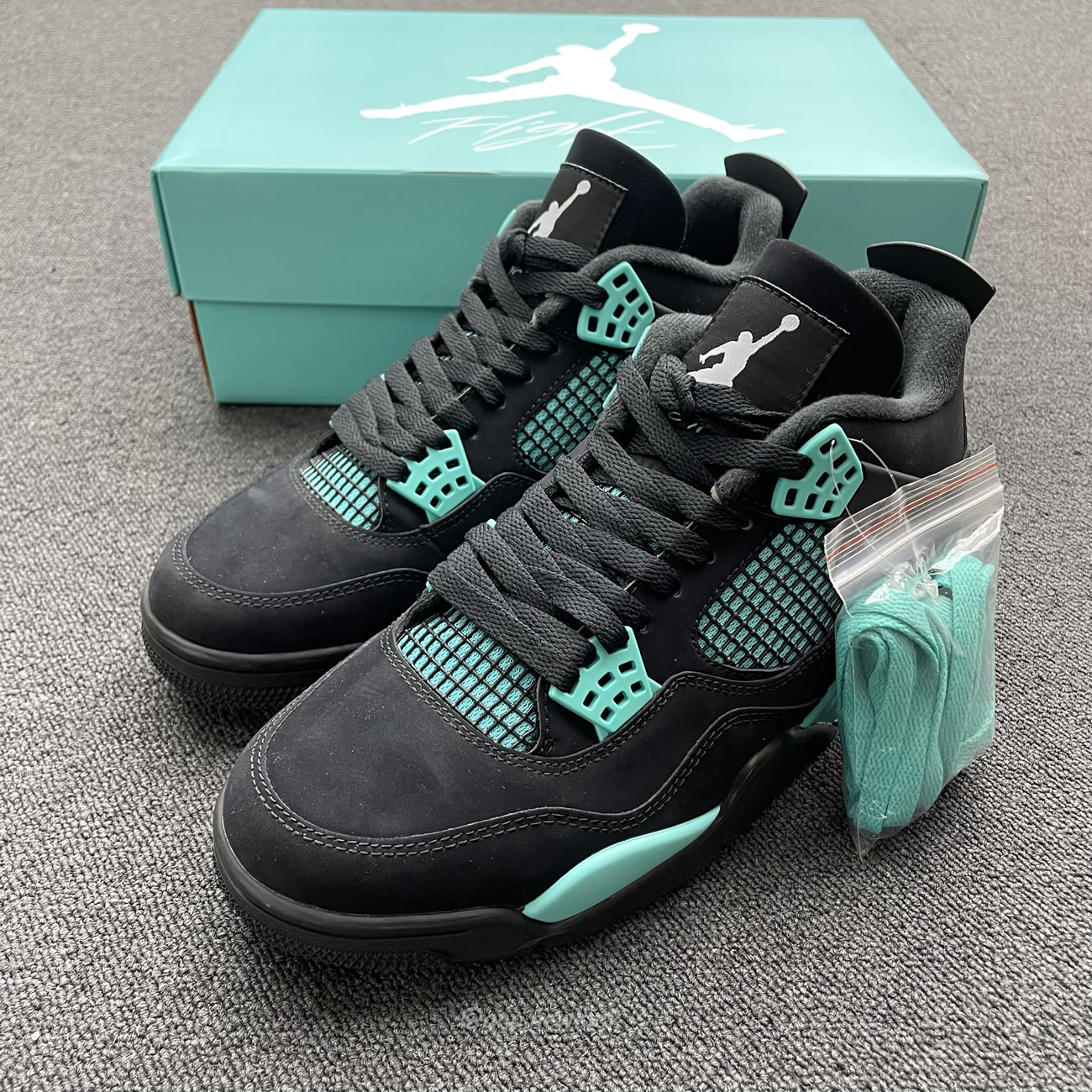 Air Jordan 4 Retro Tiffany Black Green (10) - www.newkick.org