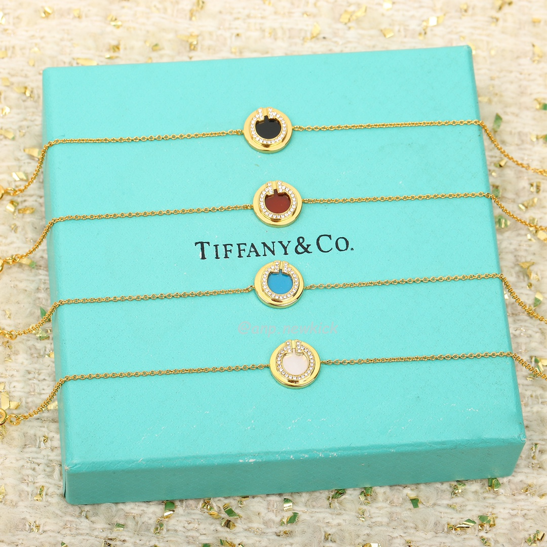 Tiffany T Gold Diamond And Turquoise Circle Pendant (2) - www.newkick.org