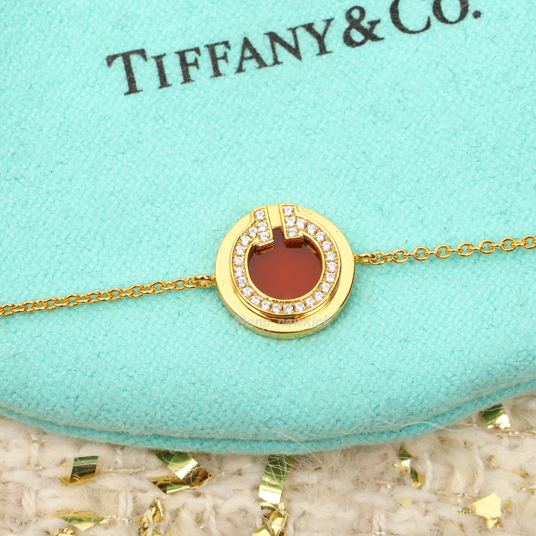 Tiffany T Gold Diamond And Turquoise Circle Pendant (3) - www.newkick.org
