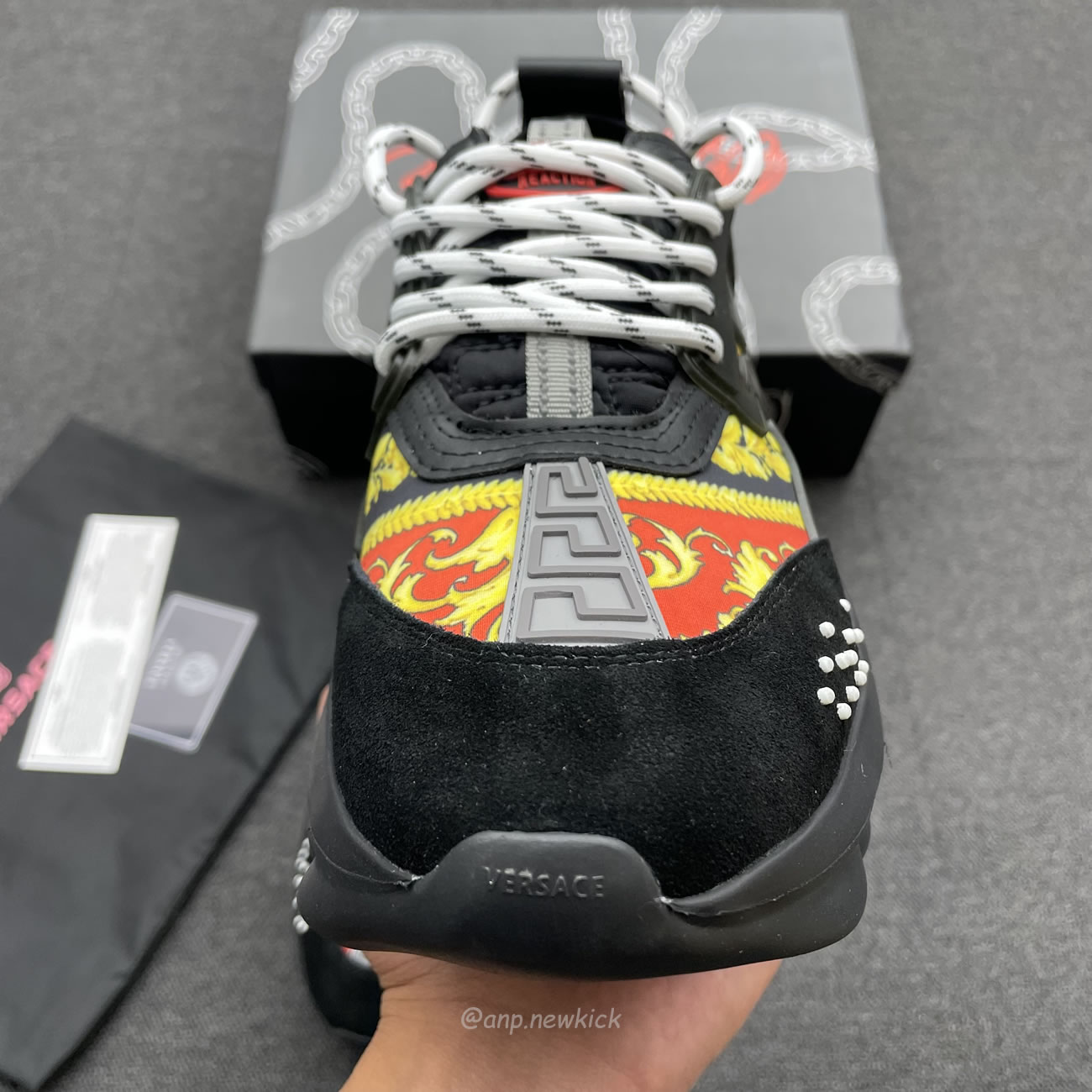 Versace Chain Reaction Sneaker (12) - www.newkick.org Versace Chain Reaction Sneaker (12) - www.newkick.org
