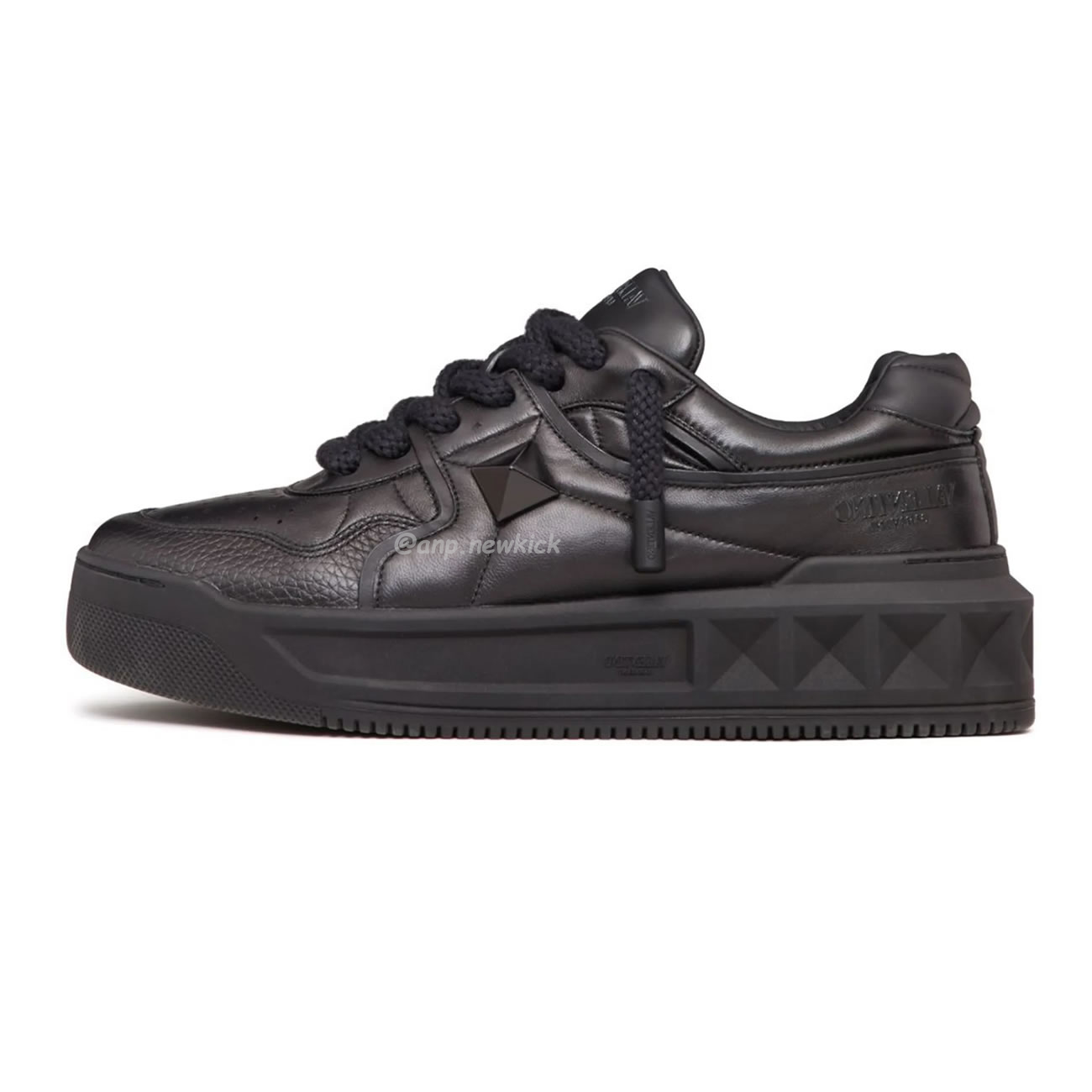 Valentino Garavani One Stud Mens Sneakers (1) - www.newkick.org Valentino Garavani One Stud Mens Sneakers (1) - www.newkick.org