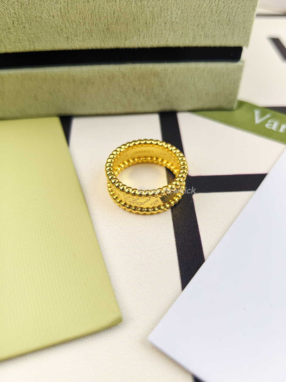 Van Cleef Arpels Full Diamond Ring (3) - www.newkick.org