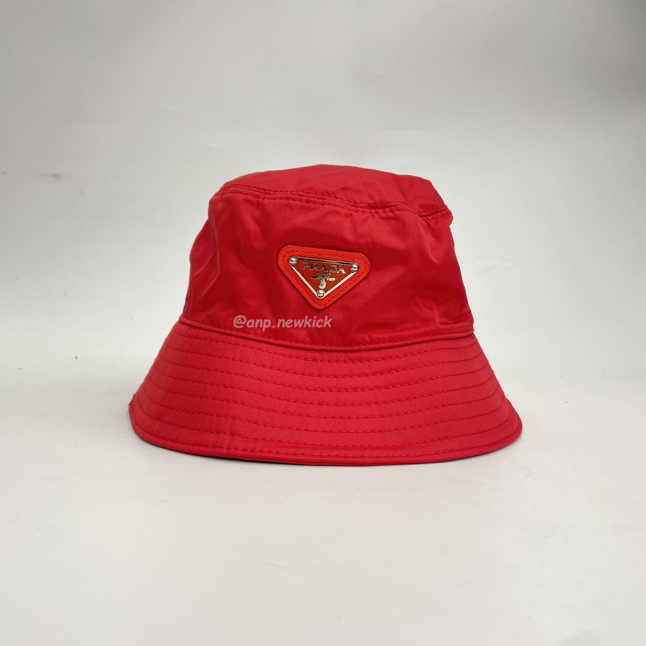 Prada Wide Brimmed Hats (9) - www.newkick.org Prada Wide Brimmed Hats (9) - www.newkick.org