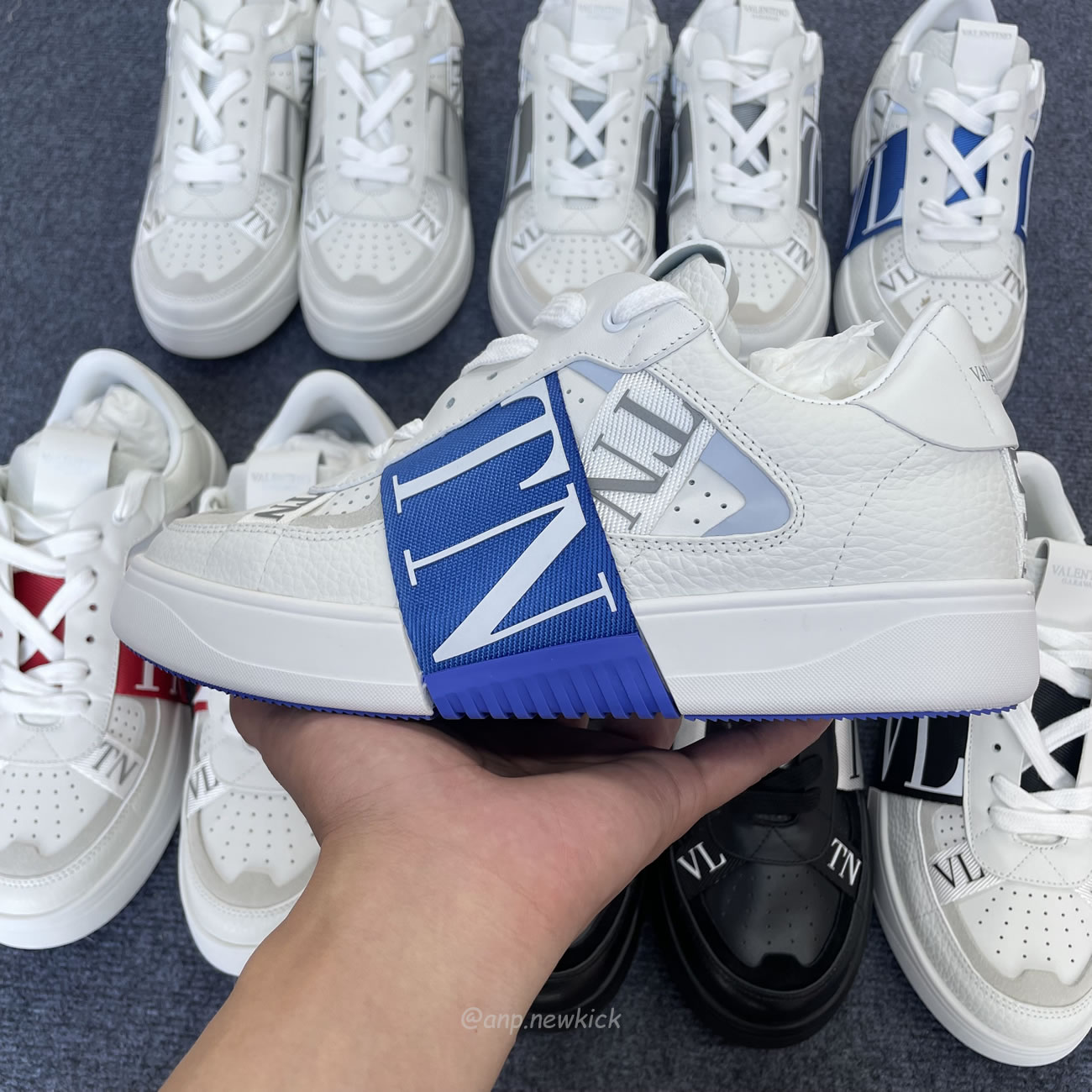 Valentino Garavani Vl7n Sneaker Low Top White Black Grey Red Blue Ys0c58wrq 24p (13) - www.newkick.org Valentino Garavani Vl7n Sneaker Low Top White Black Grey Red Blue Ys0c58wrq 24p (13) - www.newkick.org