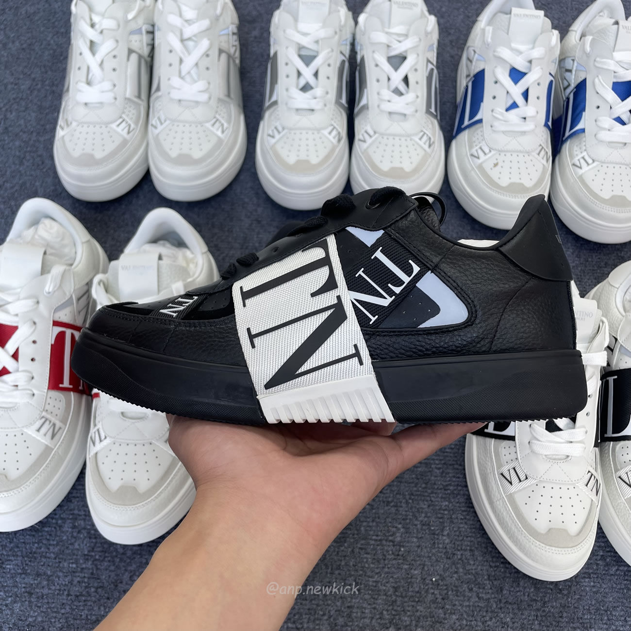 Valentino Garavani Vl7n Sneaker Low Top White Black Grey Red Blue Ys0c58wrq 24p (14) - www.newkick.org Valentino Garavani Vl7n Sneaker Low Top White Black Grey Red Blue Ys0c58wrq 24p (14) - www.newkick.org