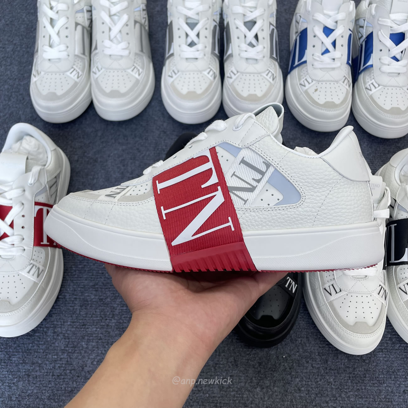 Valentino Garavani Vl7n Sneaker Low Top White Black Grey Red Blue Ys0c58wrq 24p (15) - www.newkick.org Valentino Garavani Vl7n Sneaker Low Top White Black Grey Red Blue Ys0c58wrq 24p (15) - www.newkick.org