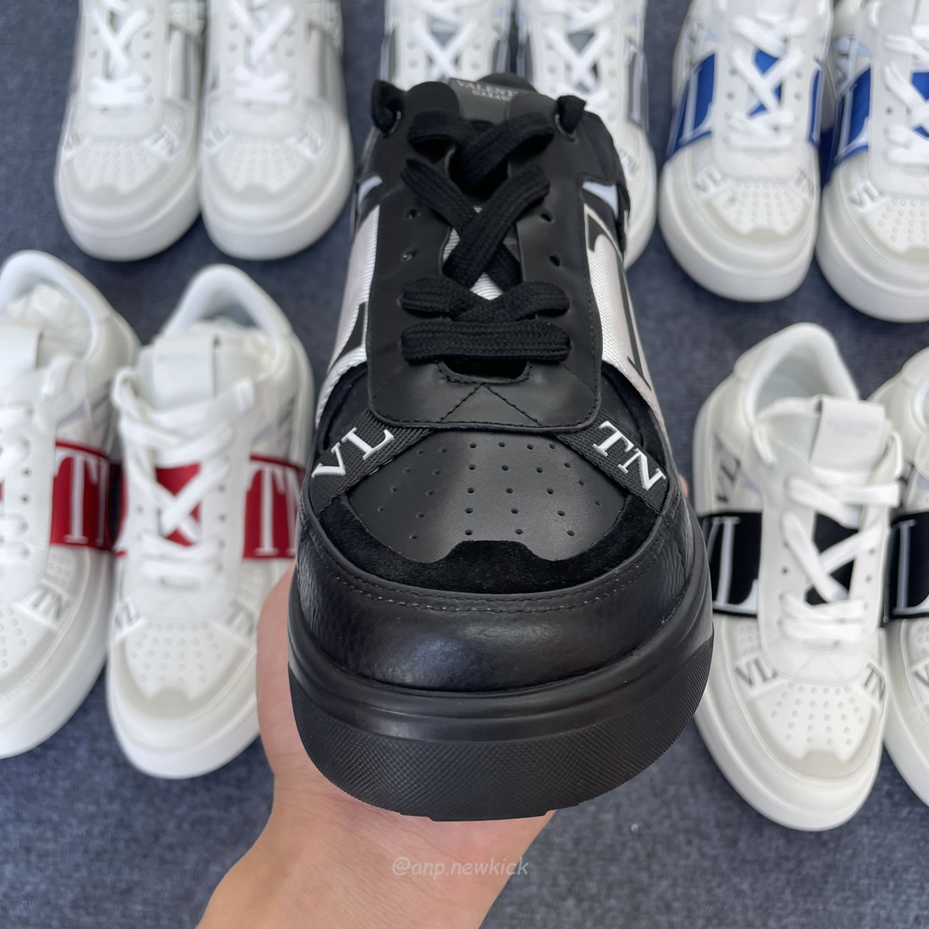 Valentino Garavani Vl7n Sneaker Low Top White Black Grey Red Blue Ys0c58wrq 24p (17) - www.newkick.org Valentino Garavani Vl7n Sneaker Low Top White Black Grey Red Blue Ys0c58wrq 24p (17) - www.newkick.org