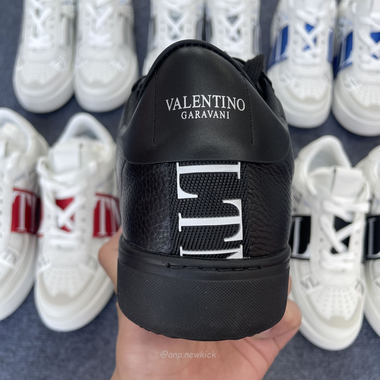Valentino Garavani Vl7n Sneaker Low Top White Black Grey Red Blue Ys0c58wrq 24p (19) - www.newkick.org Valentino Garavani Vl7n Sneaker Low Top White Black Grey Red Blue Ys0c58wrq 24p (19) - www.newkick.org