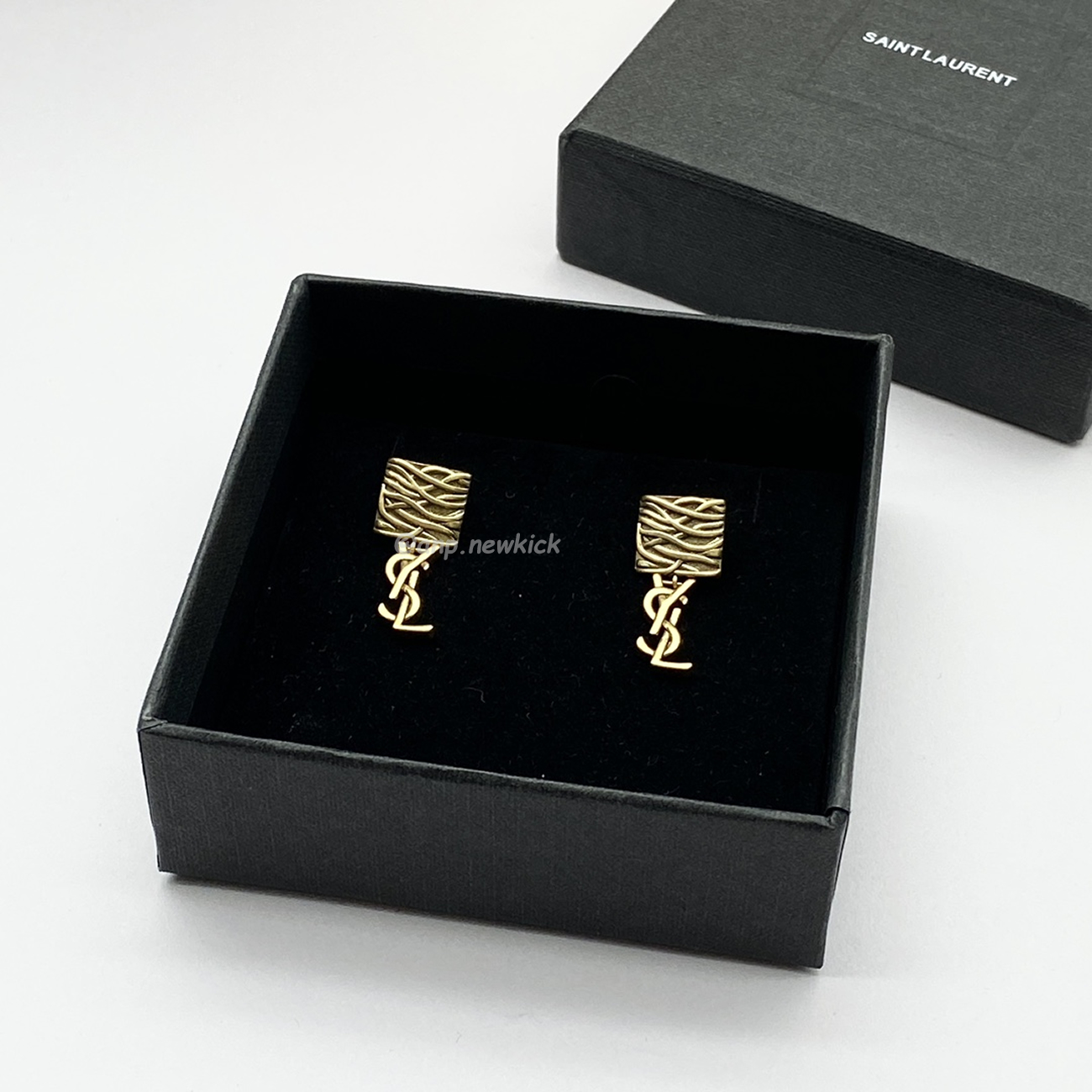 Saint Laurent Ysl Earrings 5 (4) - www.newkick.org Saint Laurent Ysl Earrings 5 (4) - www.newkick.org