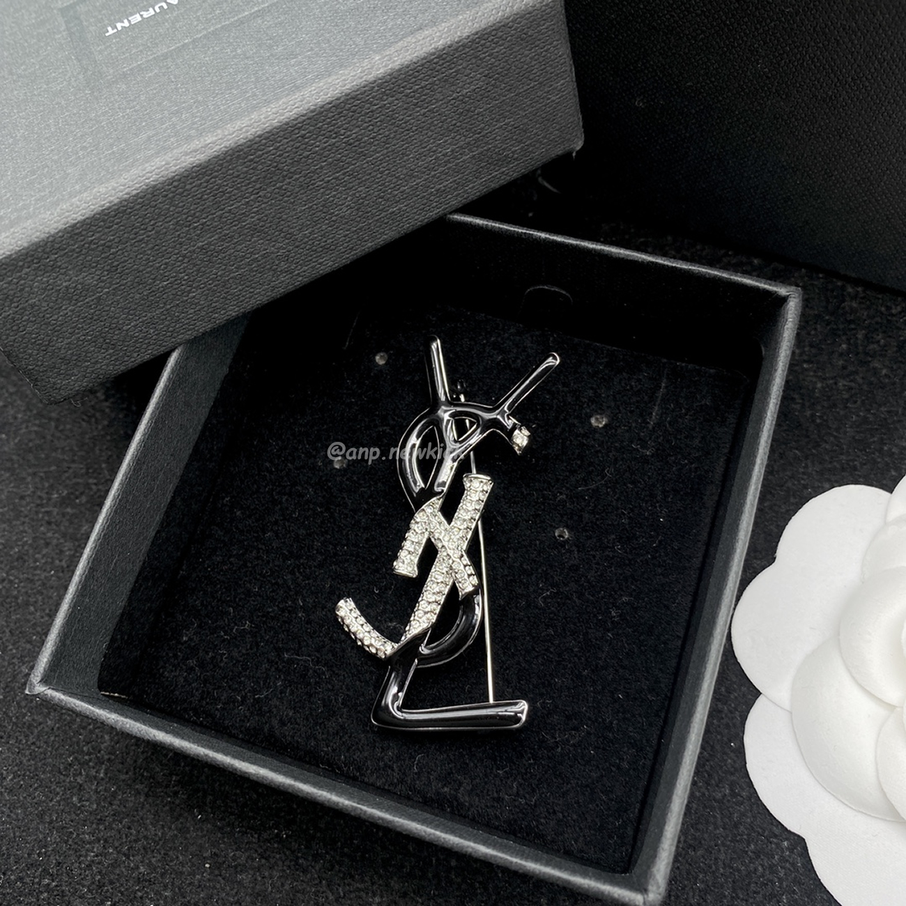Saint Laurent Ysl Brooch (4) - www.newkick.org