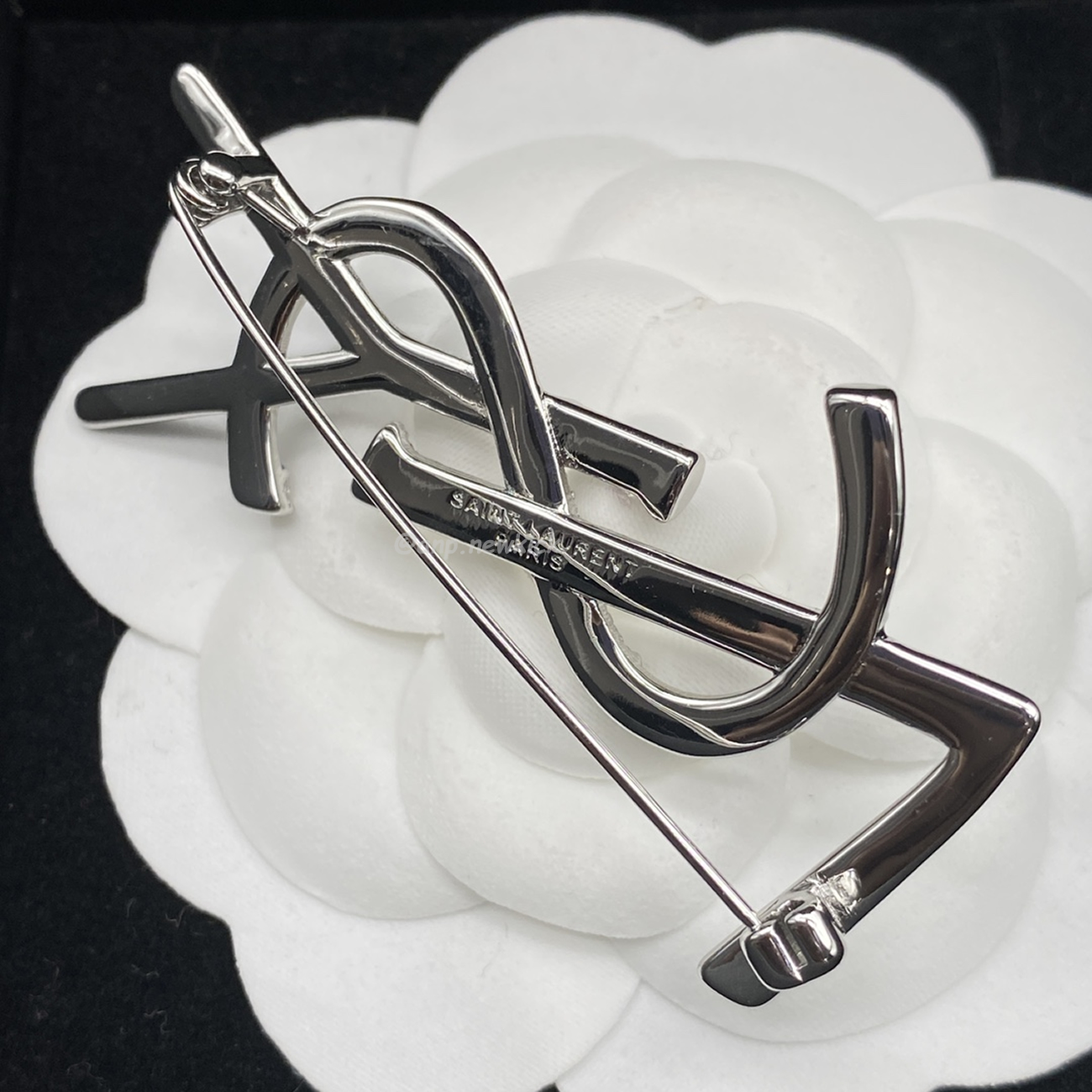 Saint Laurent Ysl Brooch (6) - www.newkick.org