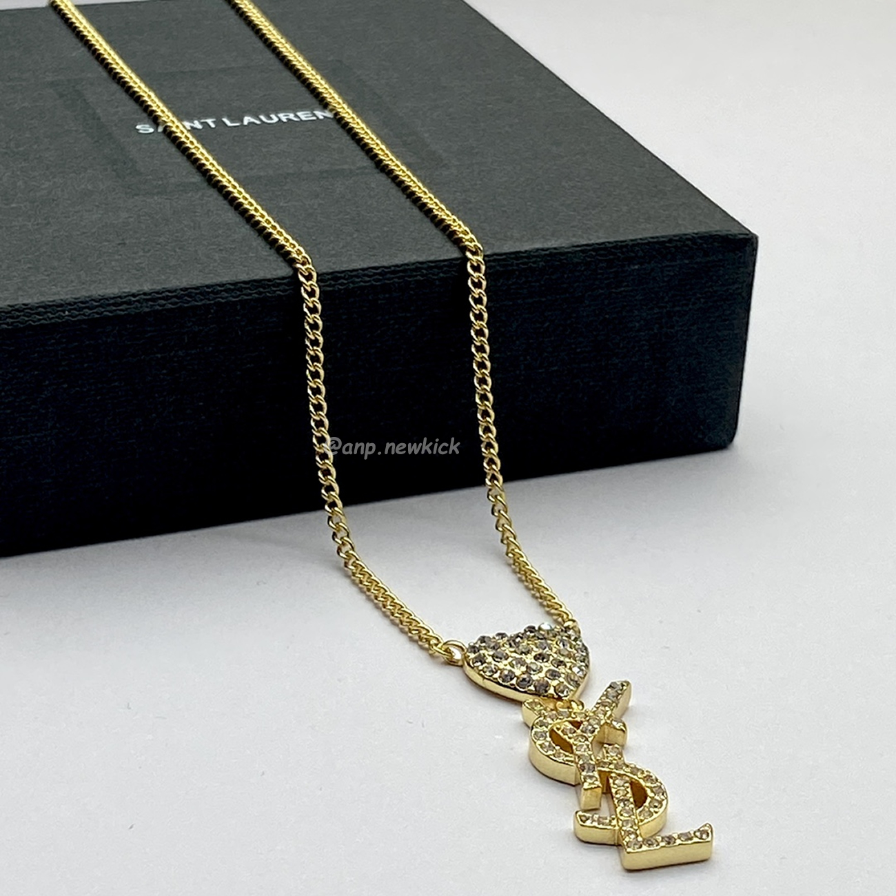 Saint Laurent Heart Charm Necklace (2) - www.newkick.org Saint Laurent Heart Charm Necklace (2) - www.newkick.org