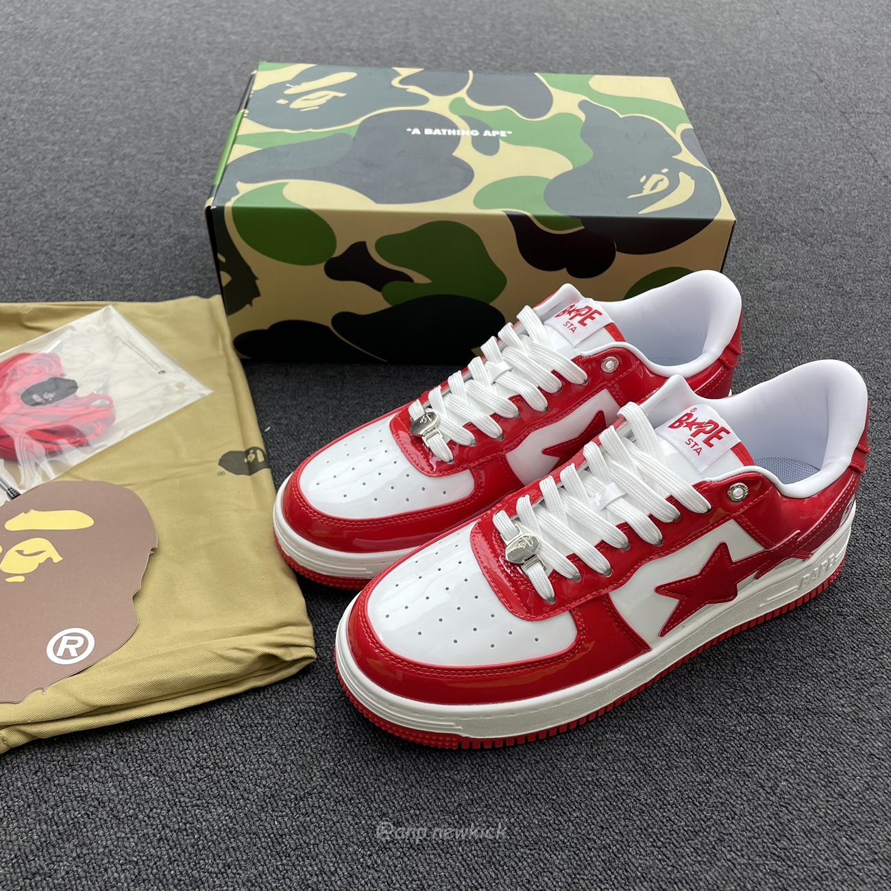 A Bathing Ape Bape Sta Patent Leather White Red 1i70 291 021 (6) - www.newkick.org