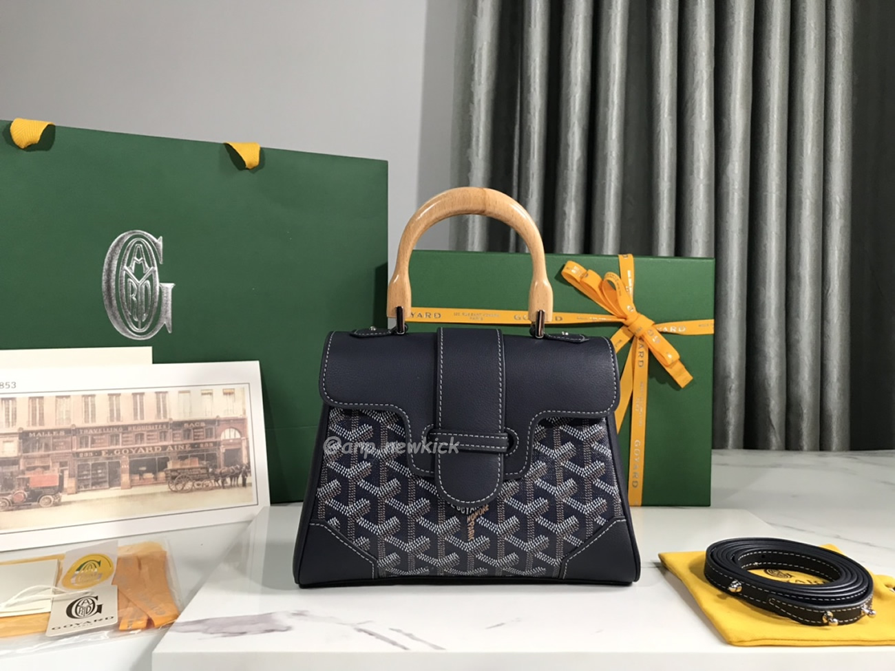Goyard Saïgon Mini Bag Soft Version (15) - www.newkick.org Goyard Saïgon Mini Bag Soft Version (15) - www.newkick.org