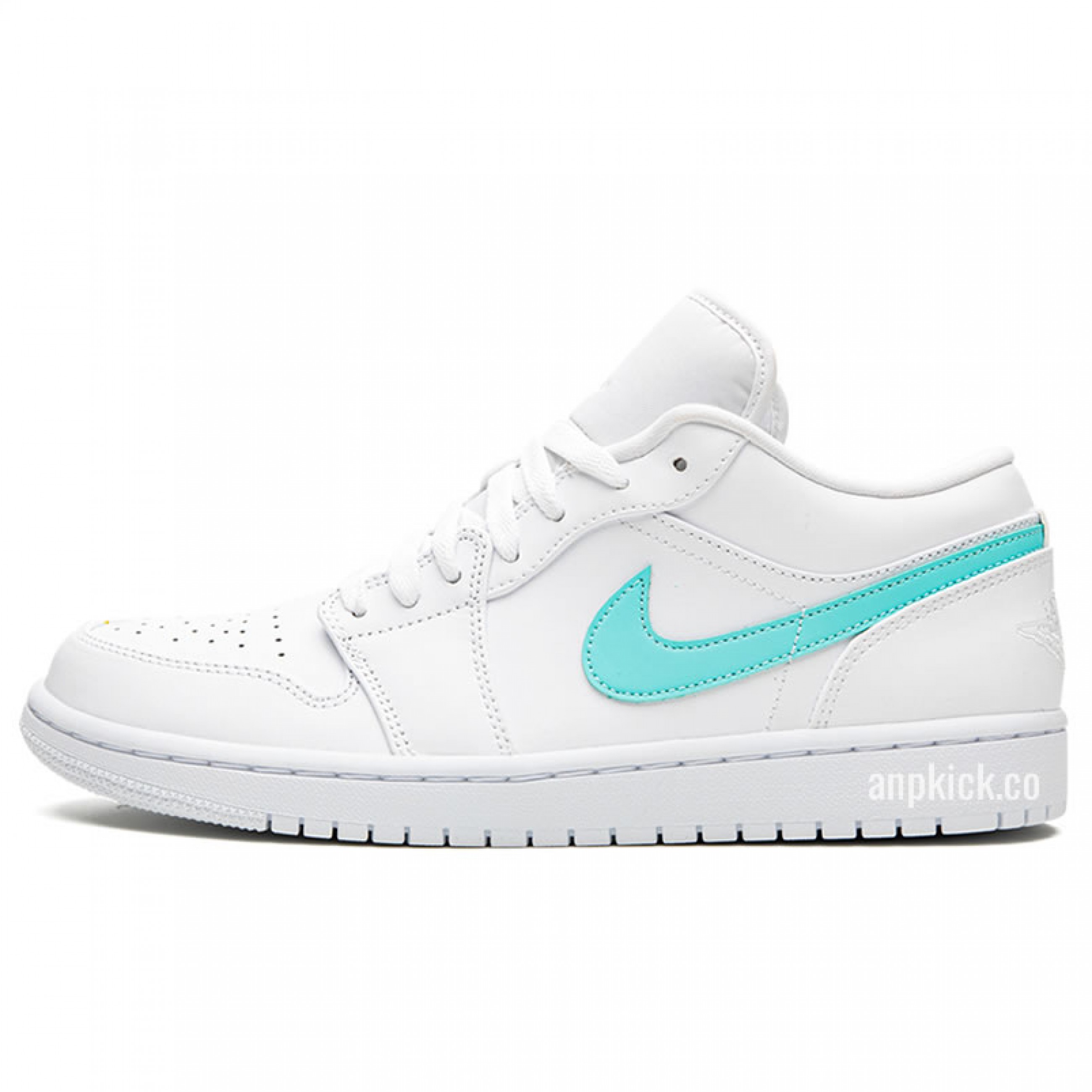 jordan low multicolor swoosh