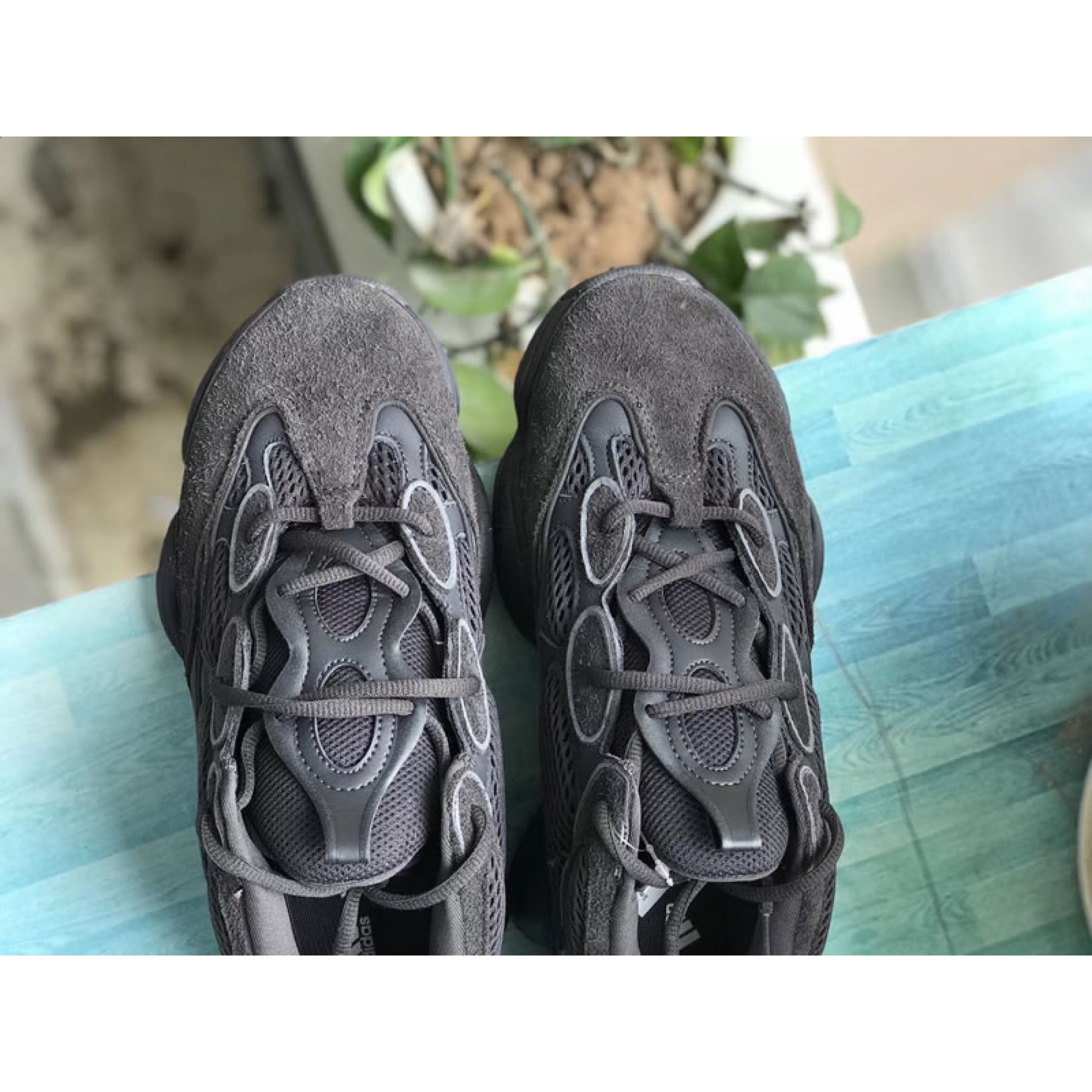 yeezy desert rat 500 utility black