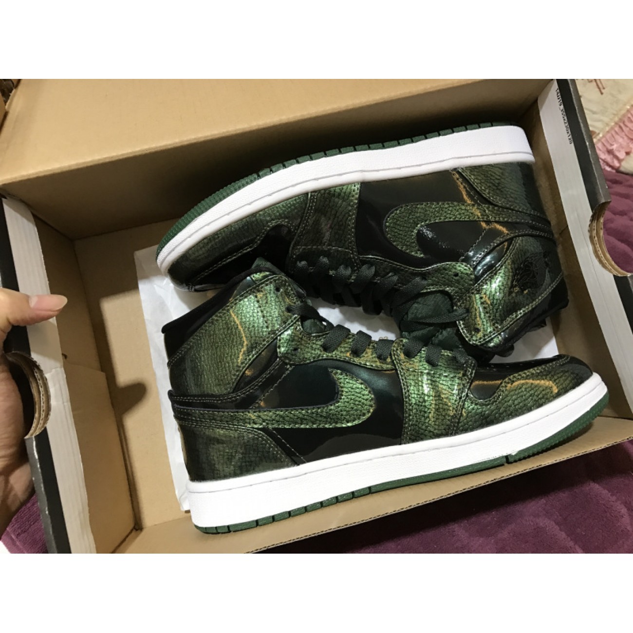 Air Jordan 1 High "Grove Green" 332550-300